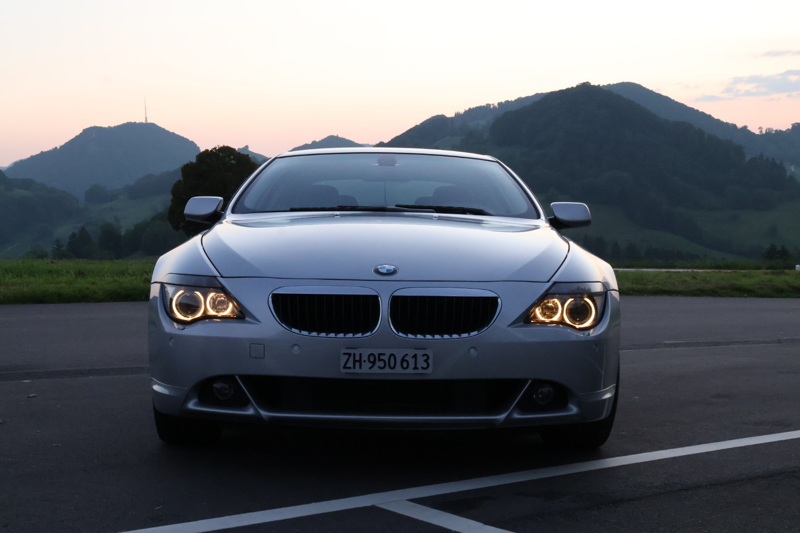 BMW 630i-image-9