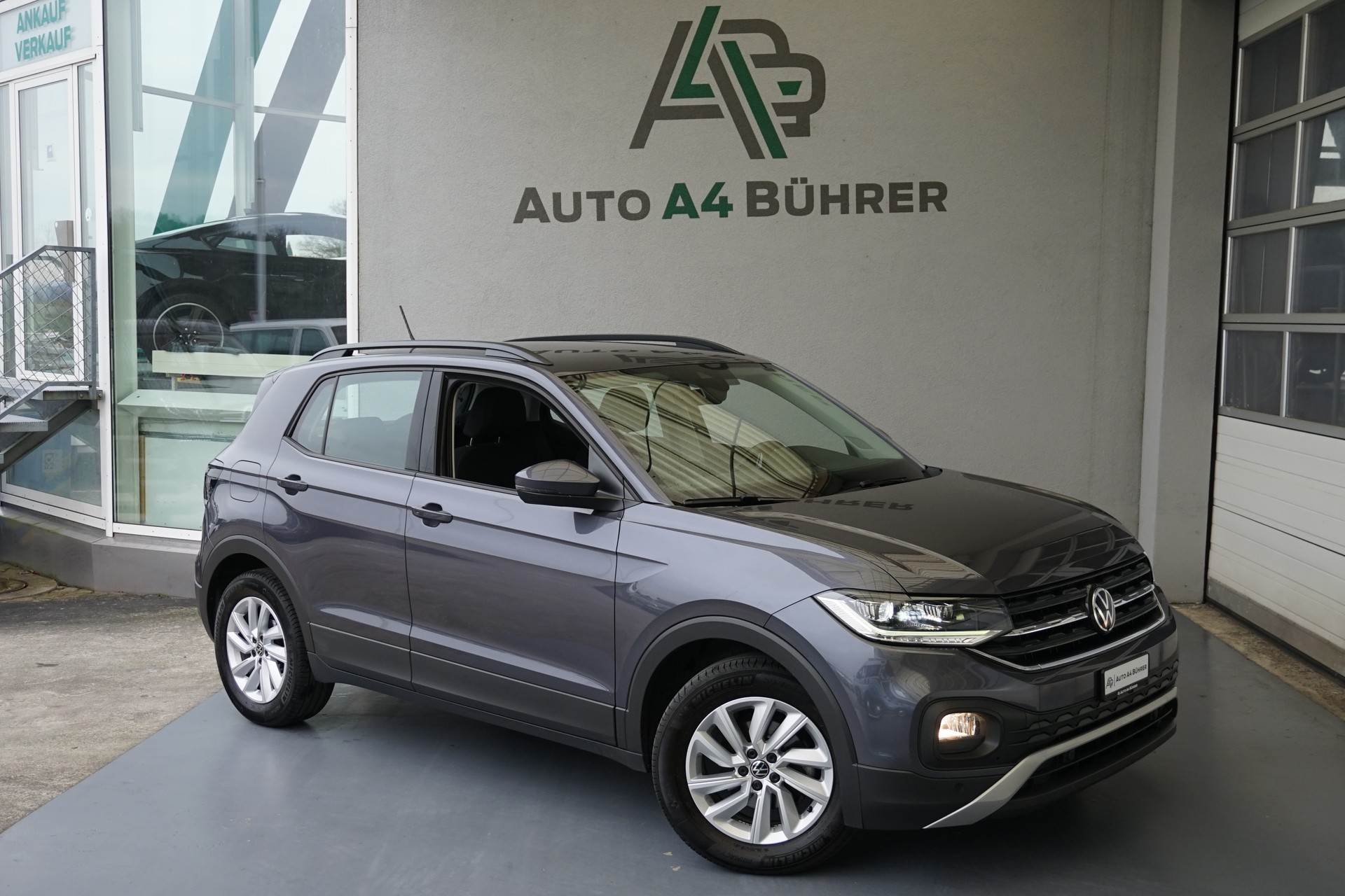 VW T-Cross 1.0 Life Limited DSG Automat 110PS-image-1
