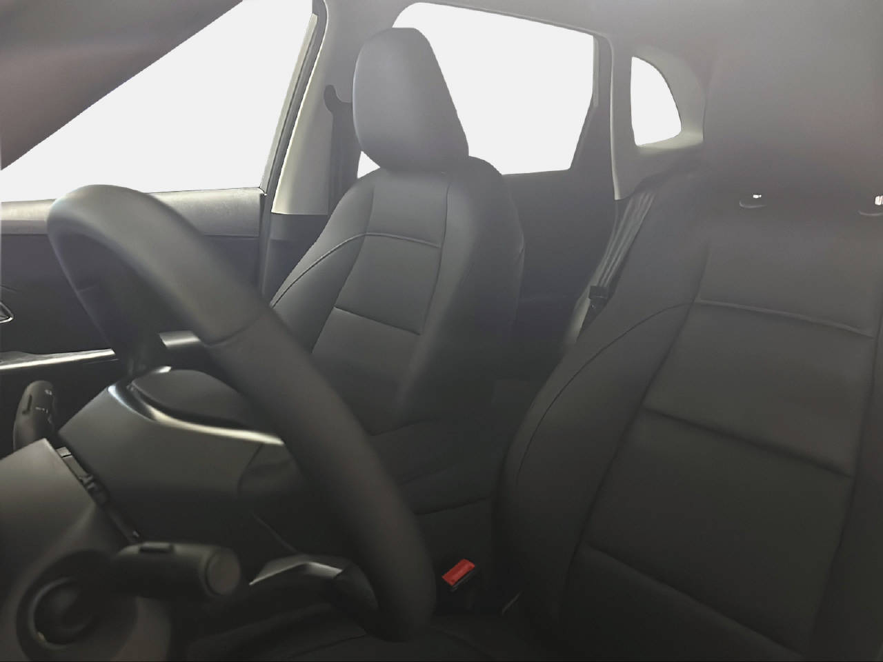 MG ZS 1.5 Hybrid+ Luxury-image-9