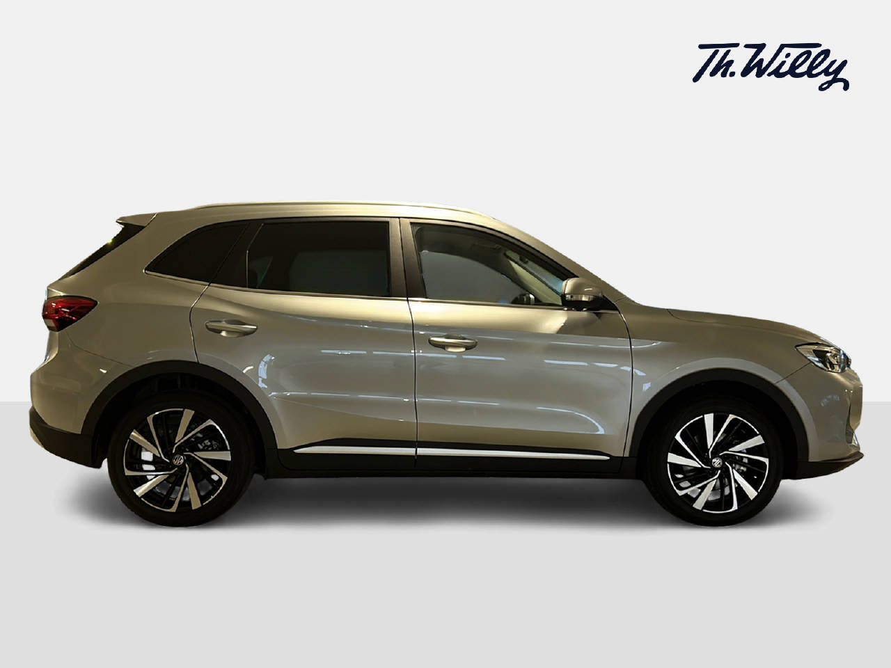 MG ZS 1.5 Hybrid+ Luxury-image-6