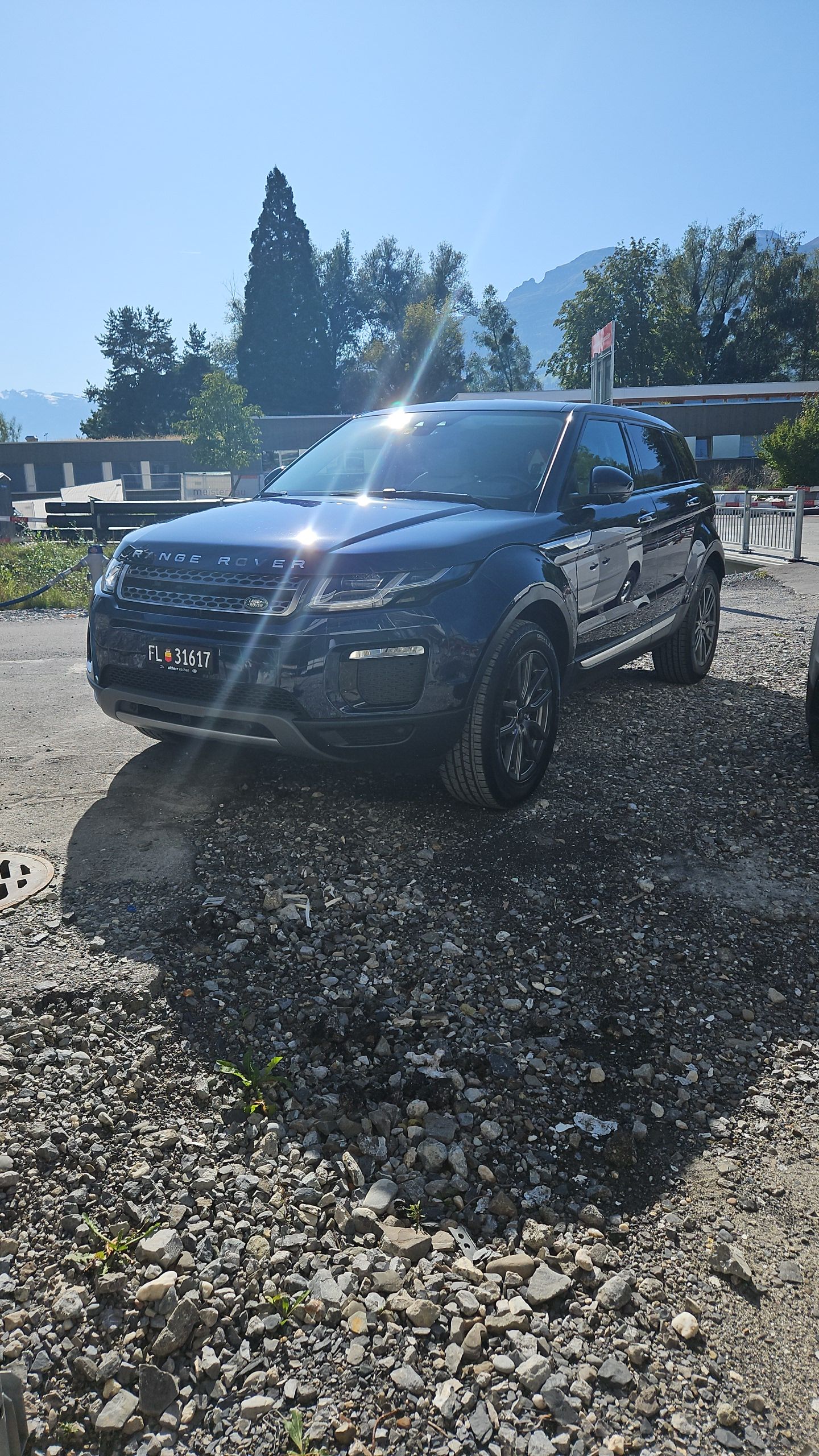 LAND ROVER Range Rover Evoque 2.0 TD4 SE Dynamic AT9 *AB MFK + Service*DPF 03.26 ersetzt*