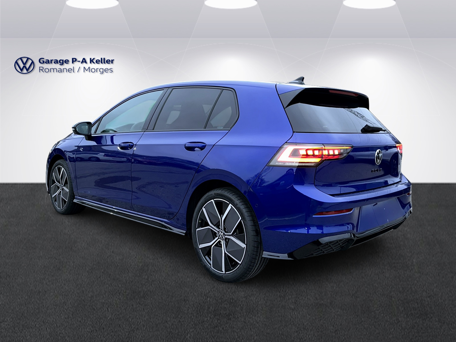 VW Golf R-Line 1.5eTSI 150CH DSG-showroom-element-2