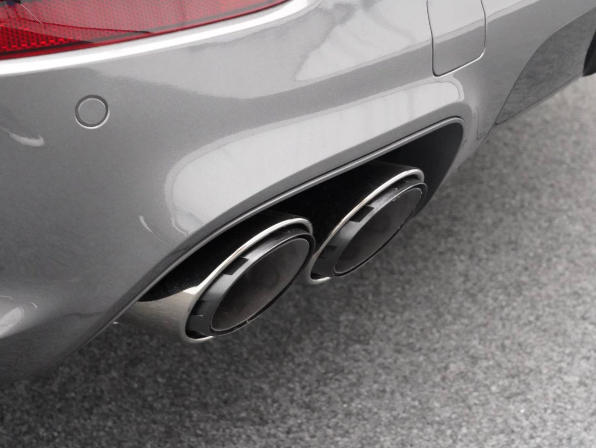 PORSCHE Cayenne Turbo E-Hybrid Coupé-image-18