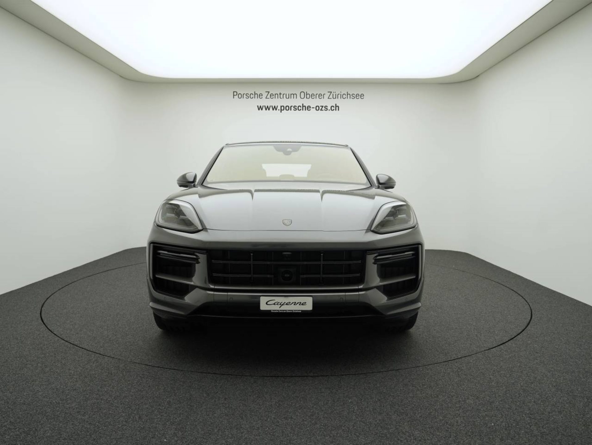 PORSCHE Cayenne Turbo E-Hybrid Coupé-image-9