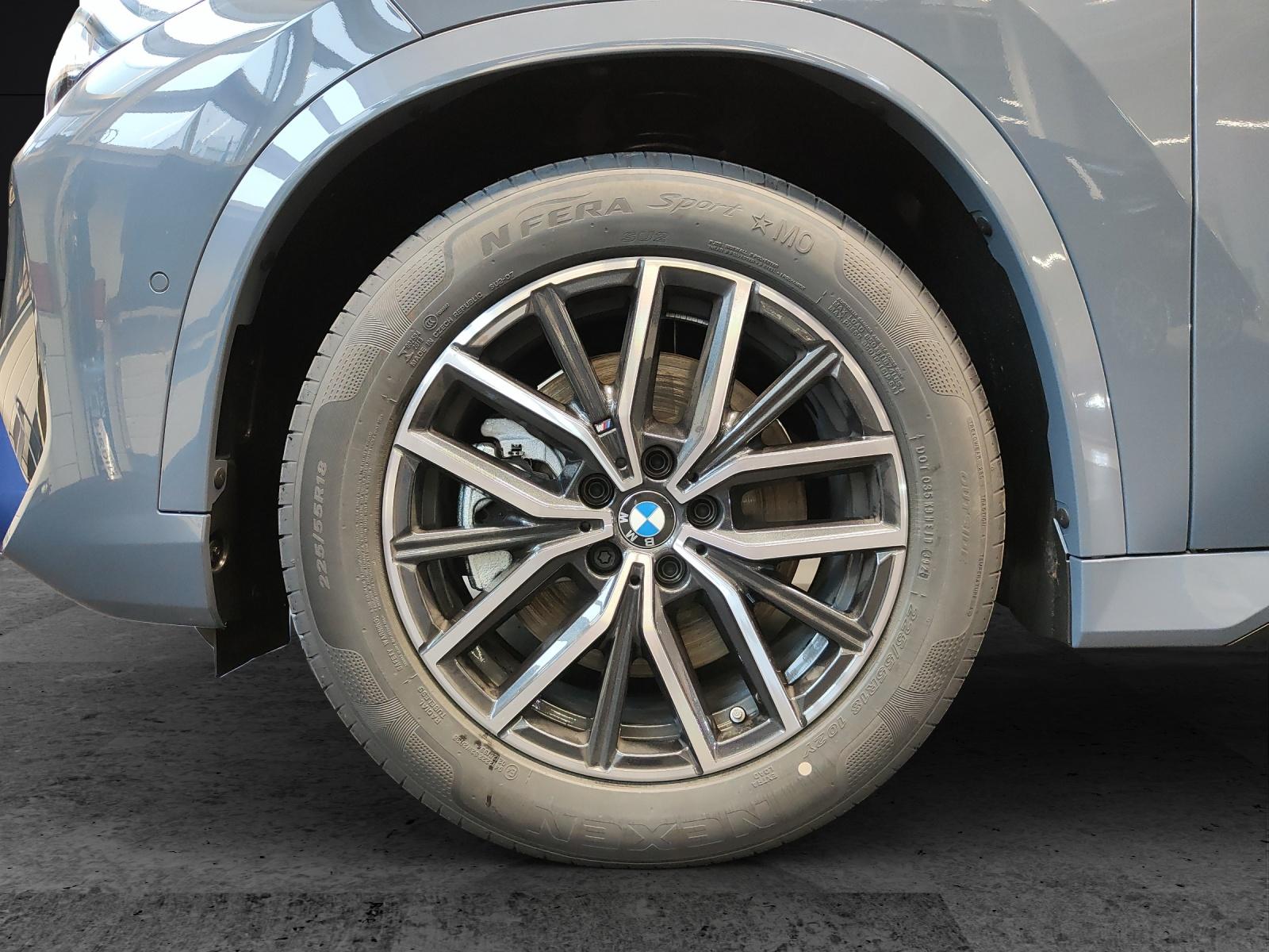 BMW X1 23d xDrive paddles-image-8