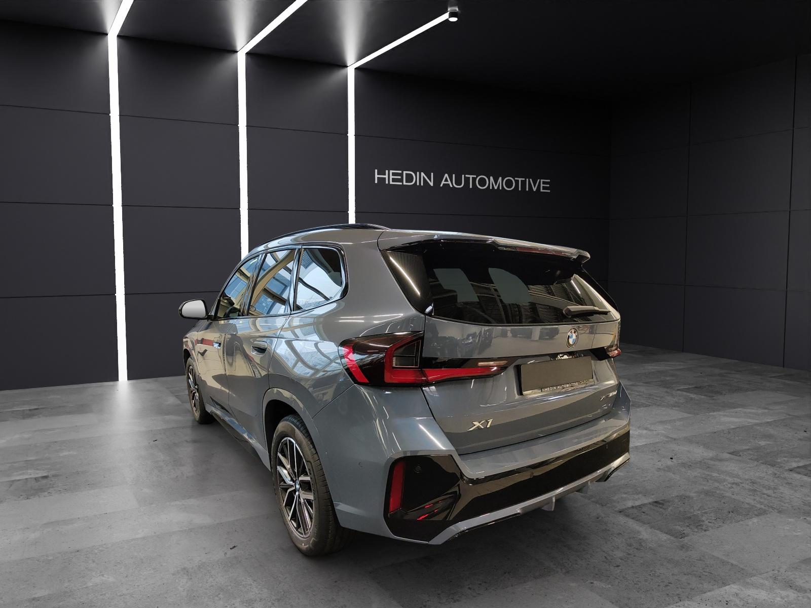 BMW X1 23d xDrive paddles-image-3