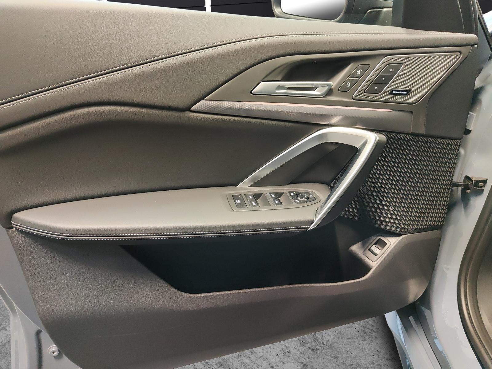 BMW X1 23d xDrive paddles-image-15