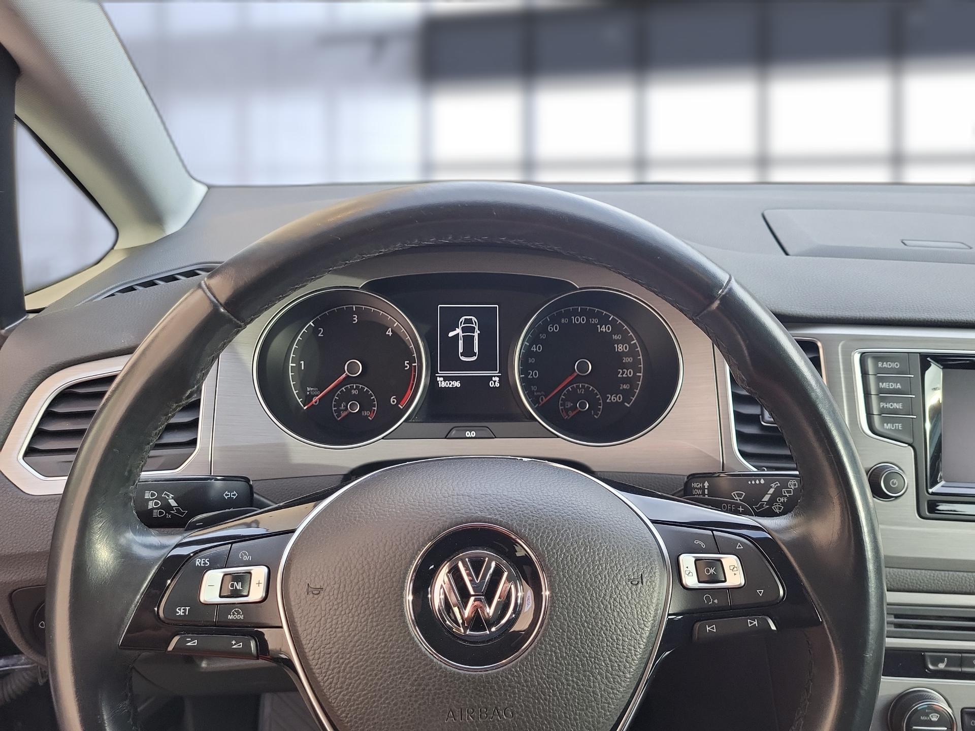 VW Golf Sportsvan 1.6 TDI Comfortline DSG-image-10