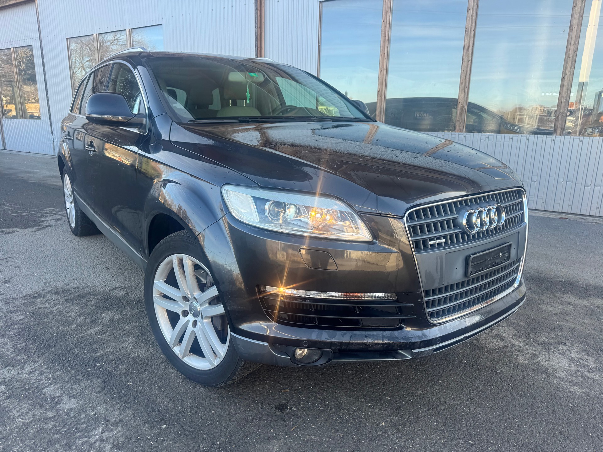 AUDI Q7 3.0 TDI quattro tiptronic-image-0