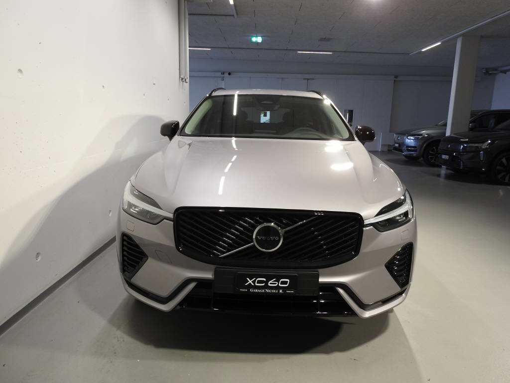 VOLVO XC60 2.0 T6 TE Ultra Dark eAWD-image-1