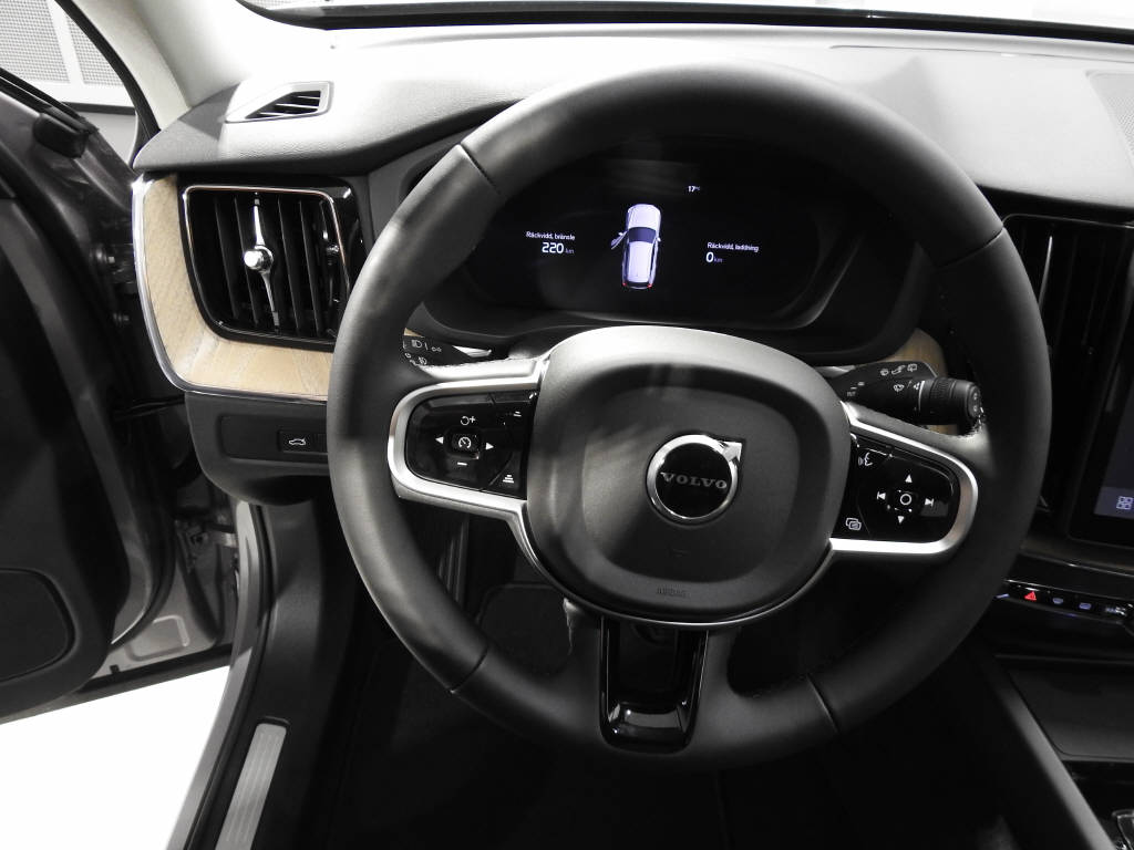 VOLVO XC60 2.0 T6 TE Ultra Dark eAWD-image-6