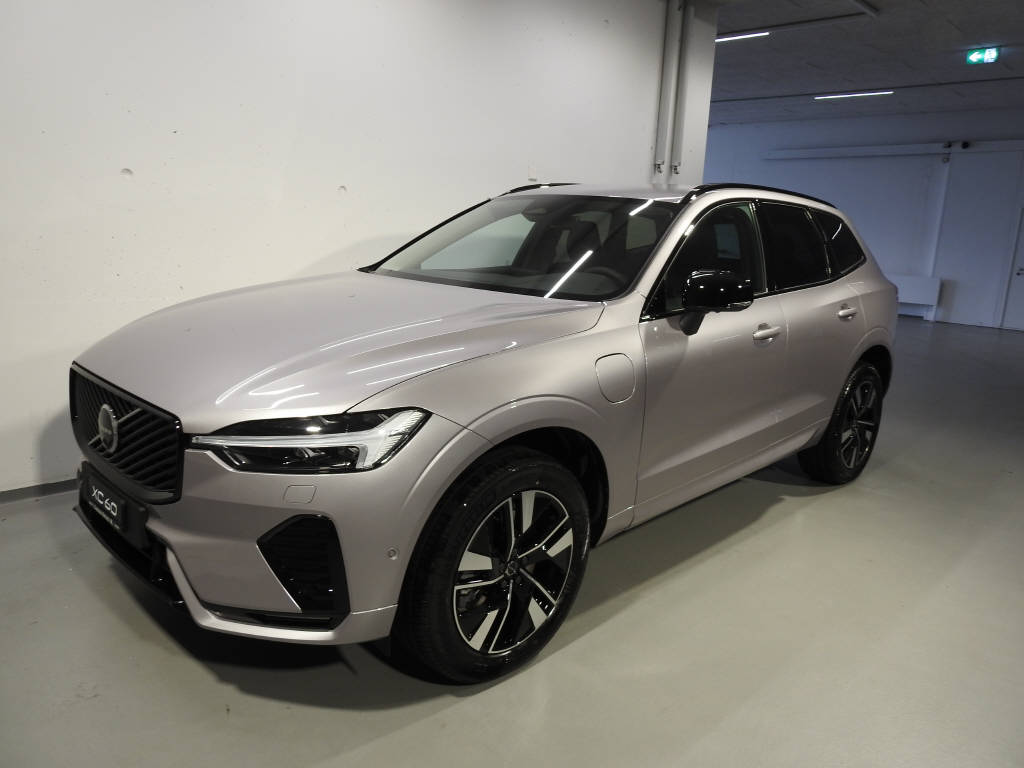 VOLVO XC60 2.0 T6 TE Ultra Dark eAWD-image-0