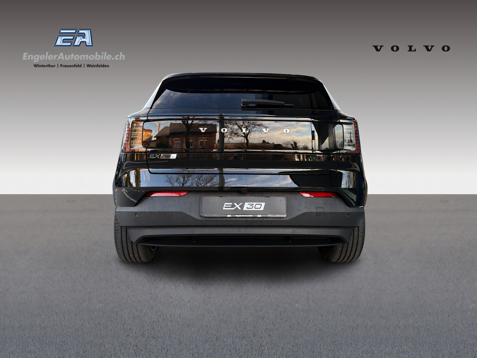 VOLVO EX30 E60 69kWh Twin Ultra-image-4