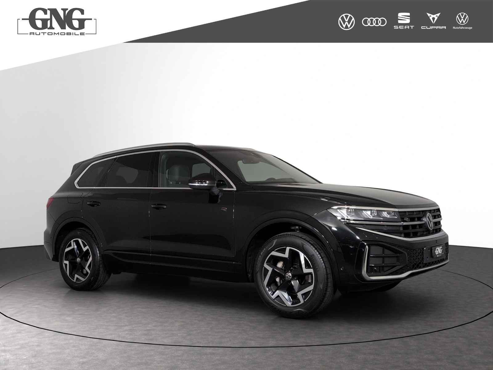 VW Touareg 3.0 TDI R-Line Tiptronic-image-3