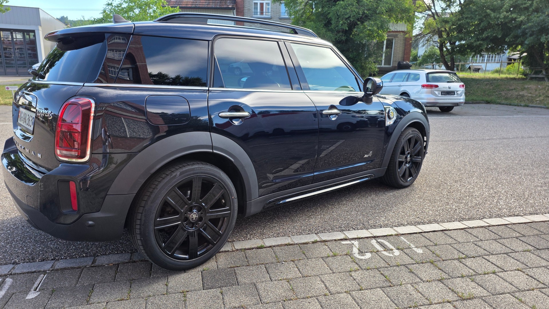 MINI Countryman Cooper SE ALL4 PHEV Steptronic-image-1