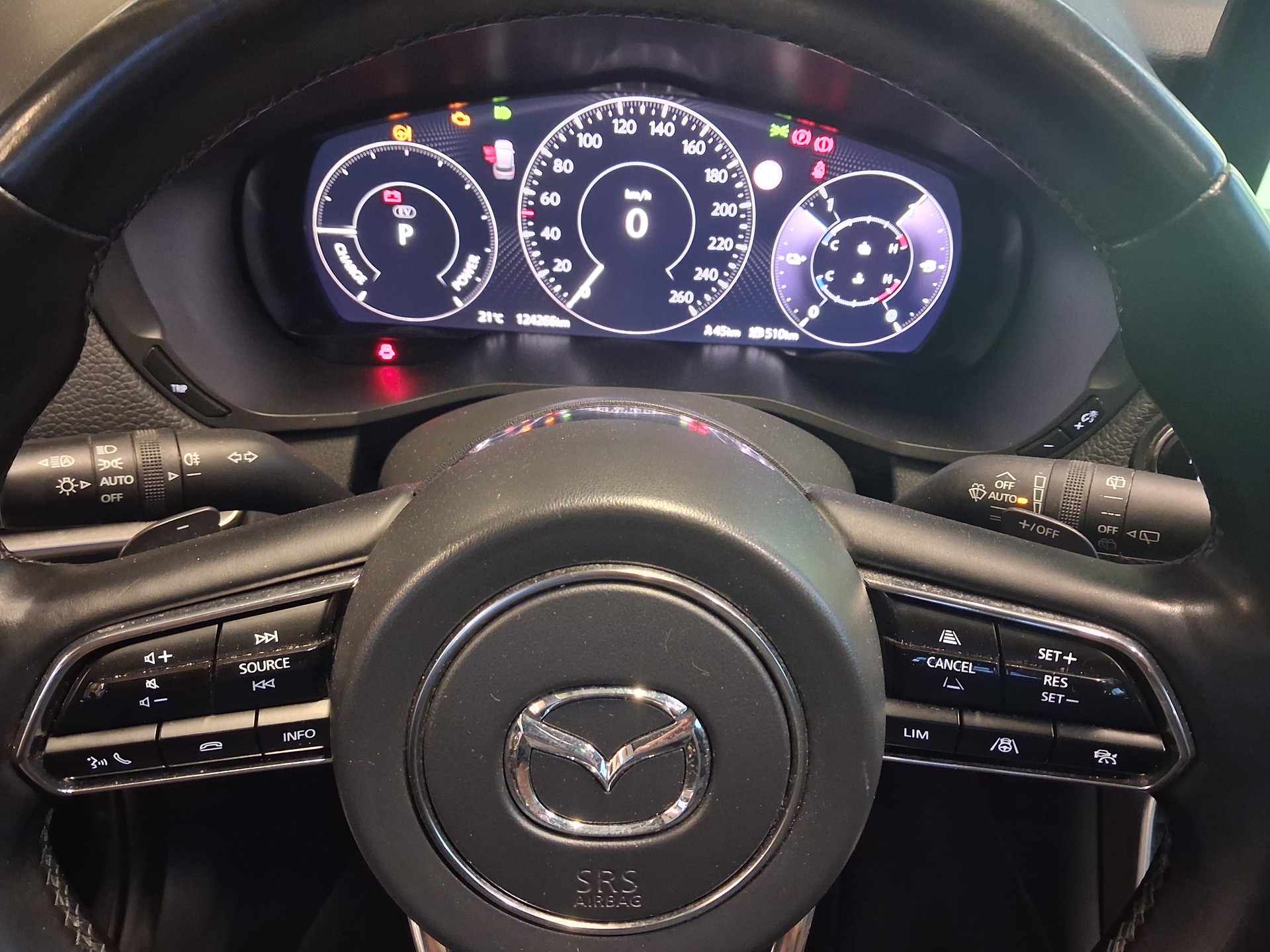MAZDA CX-60 e-Skyactiv PHEV 327 AWD Homura-image-9