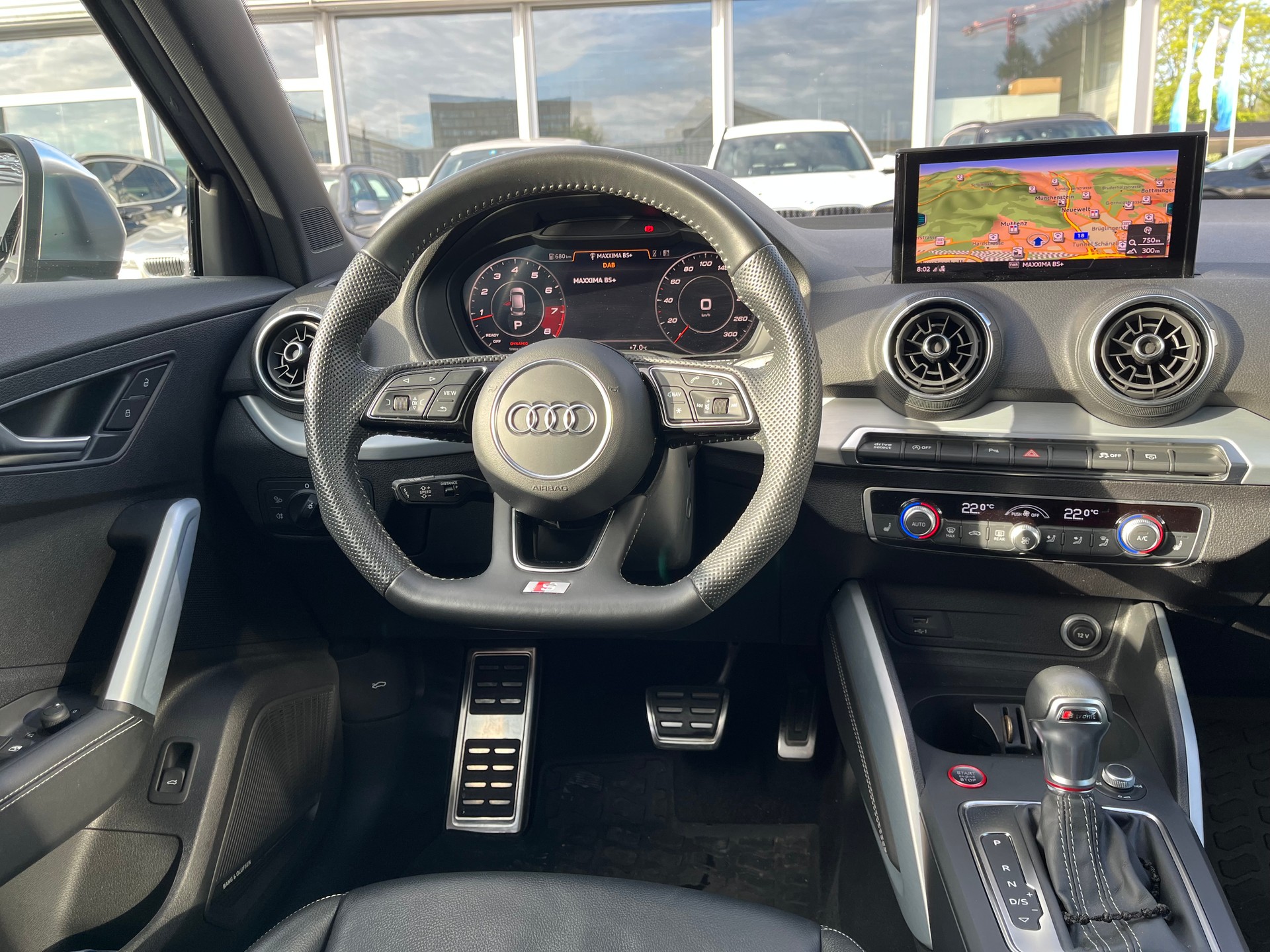 AUDI SQ2 TFSI quattro S-tronic-image-4