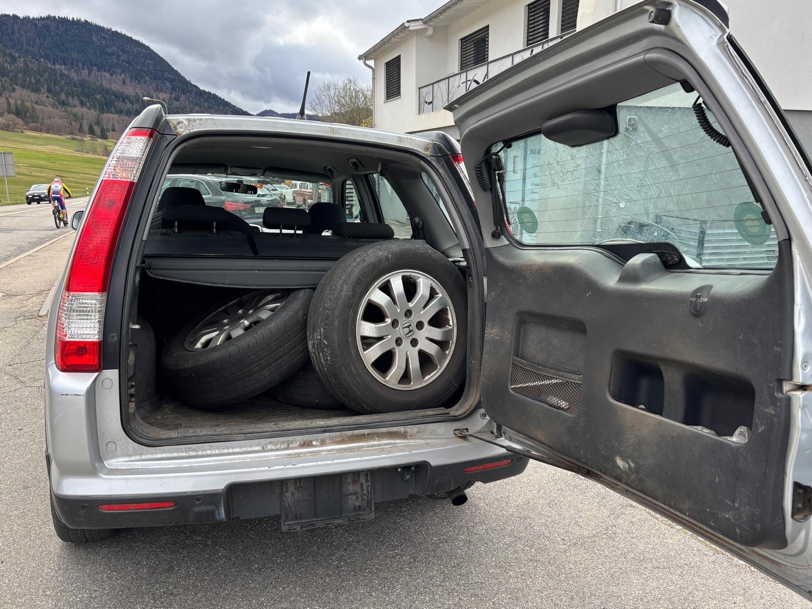 HONDA CR-V 2.2 i-CTDi 4WD Executive-image-4