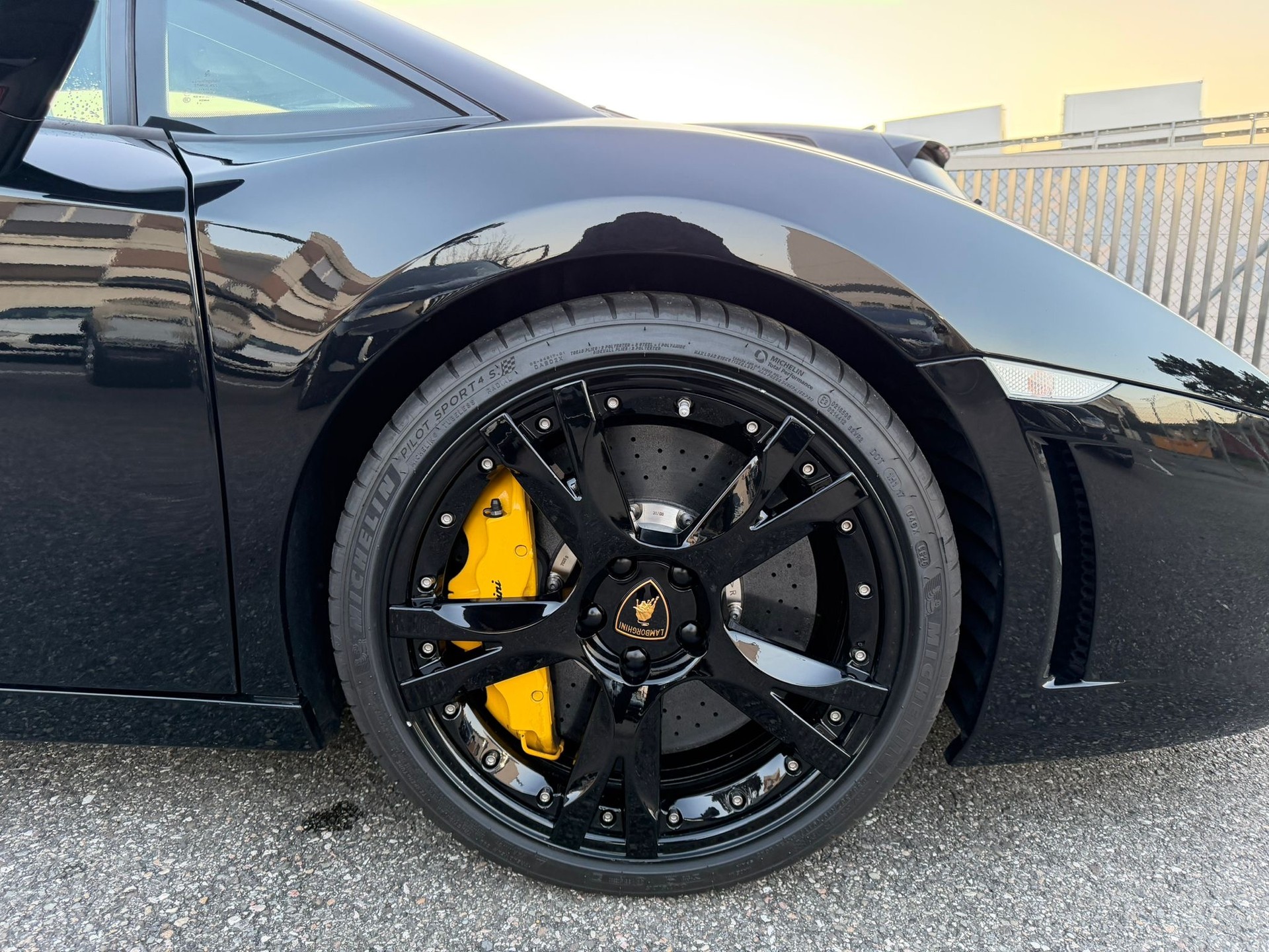 LAMBORGHINI 140 Gallardo LP560-4 Coupé E-Gear FULL BLACK garantie 2 ans-image-8