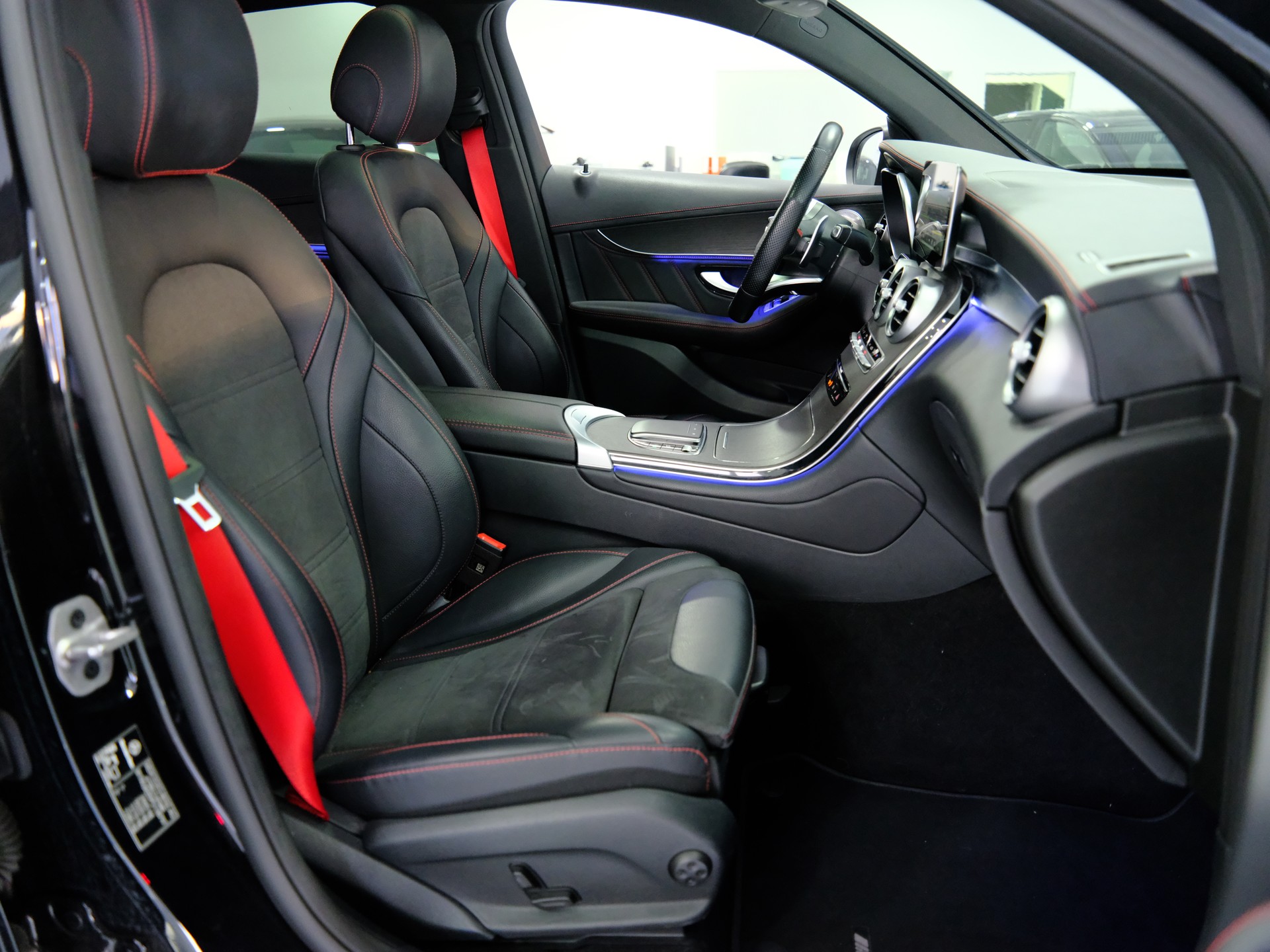 MERCEDES-BENZ GLC Coupé 43 AMG 4Matic 9G-Tronic-image-13