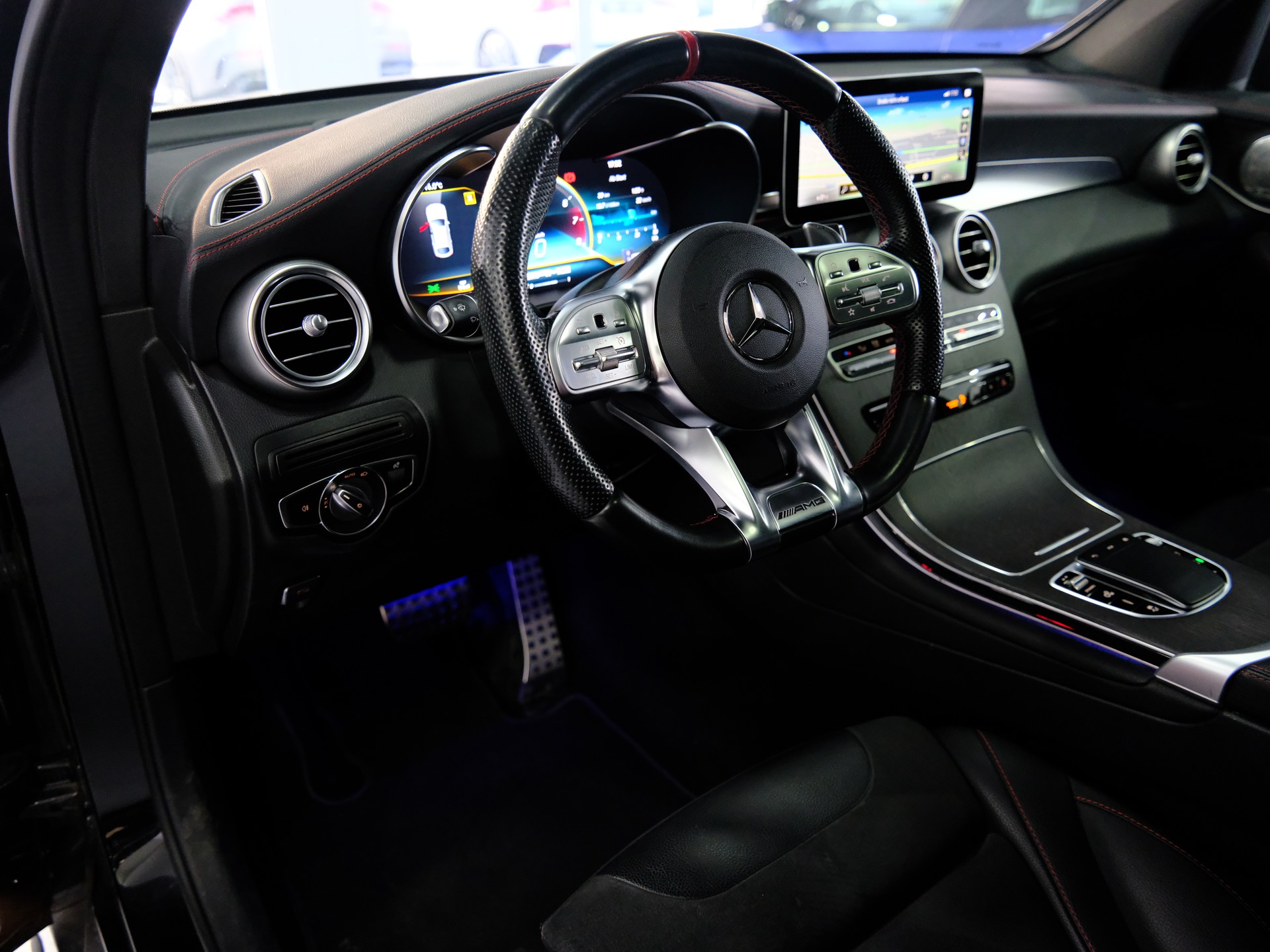 MERCEDES-BENZ GLC Coupé 43 AMG 4Matic 9G-Tronic-image-7
