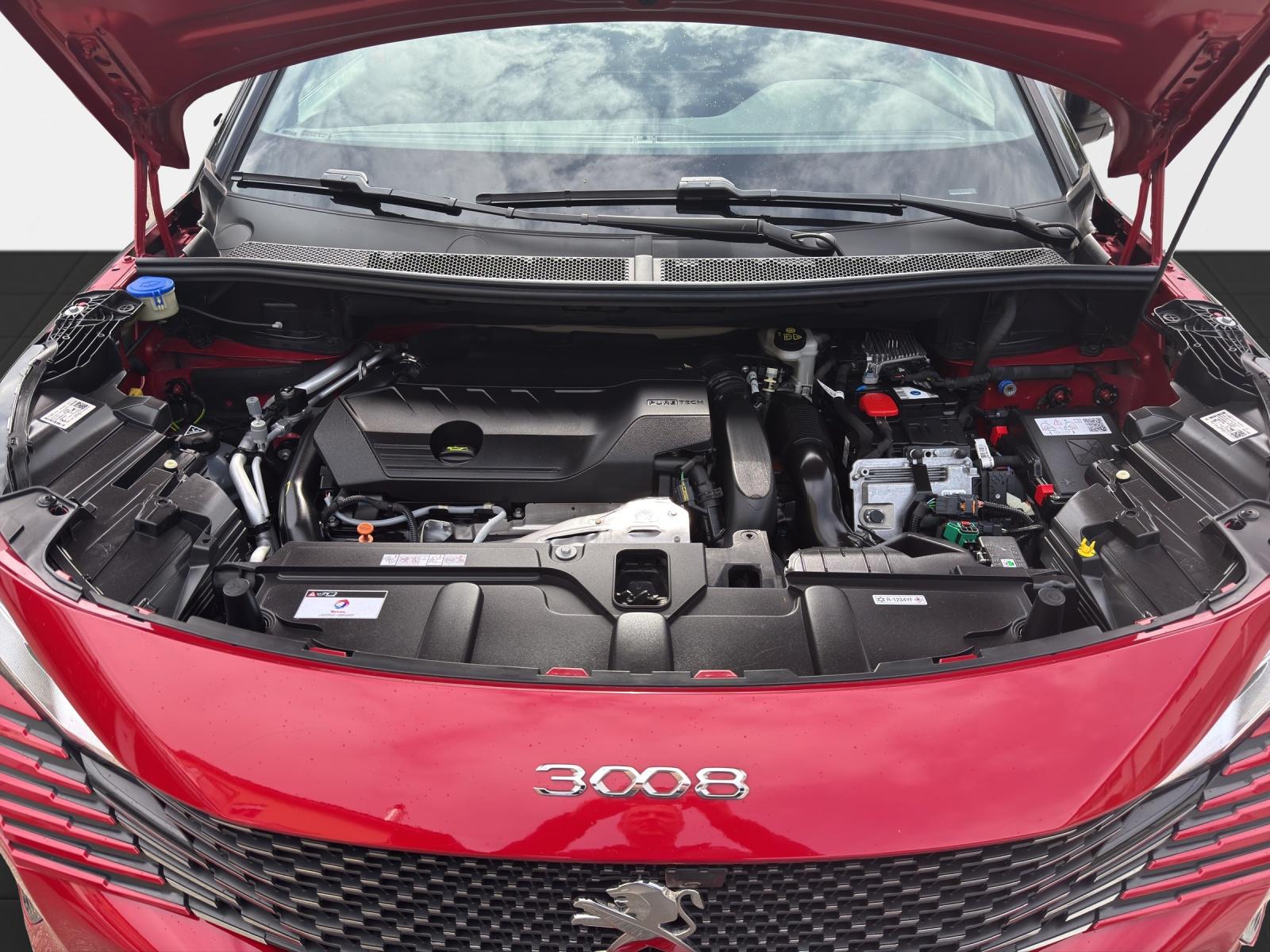 PEUGEOT 3008 GT 1.6 Plug-in Hybrid 4x4-image-16