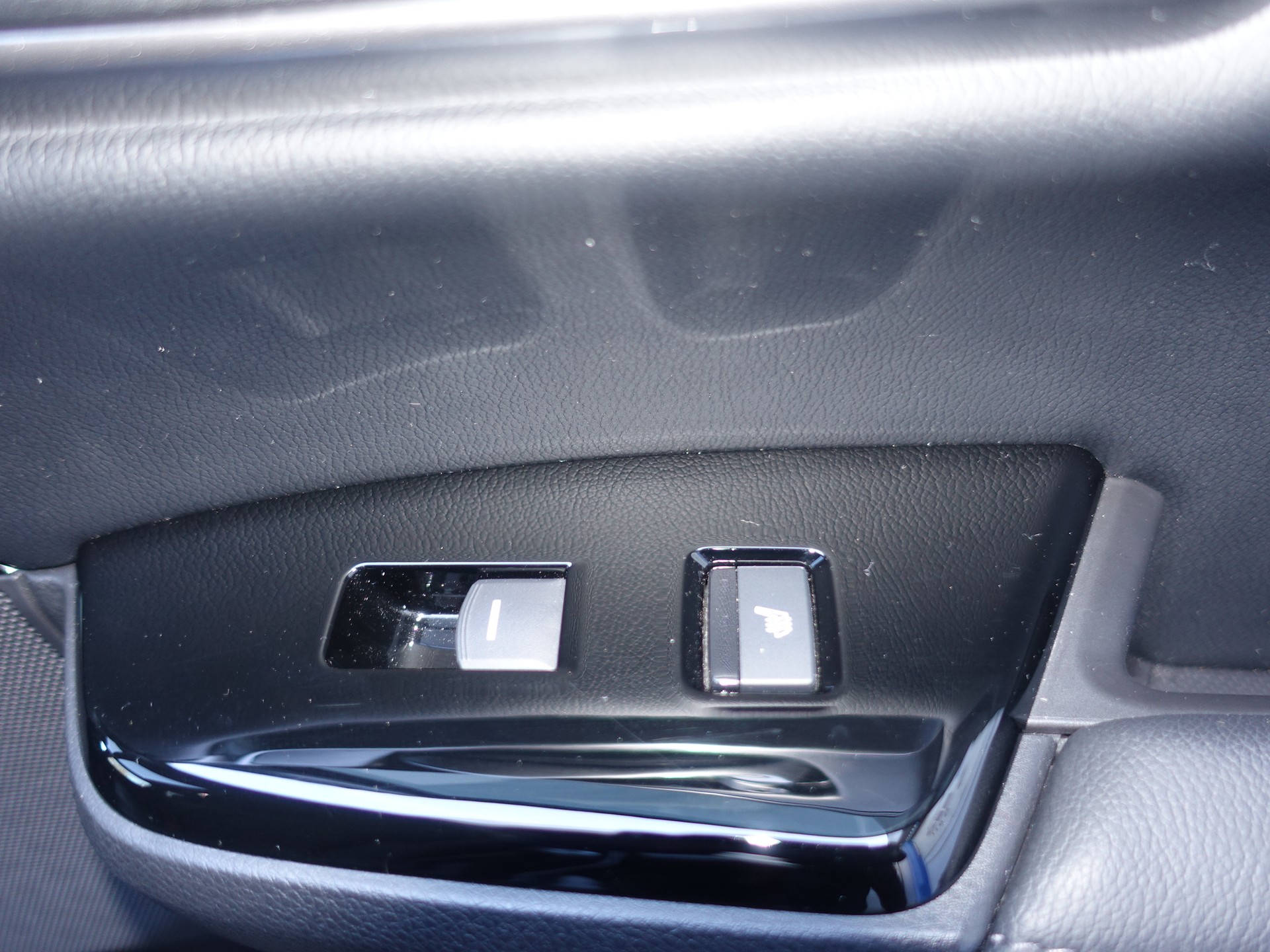 HONDA CR-V 2.0i MMD Hybrid Elegance 4WD Automatic-image-18