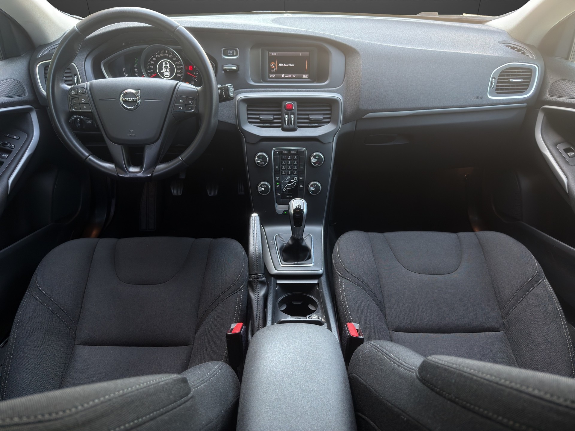 VOLVO V40 D3 Inscription Geartronic-image-10