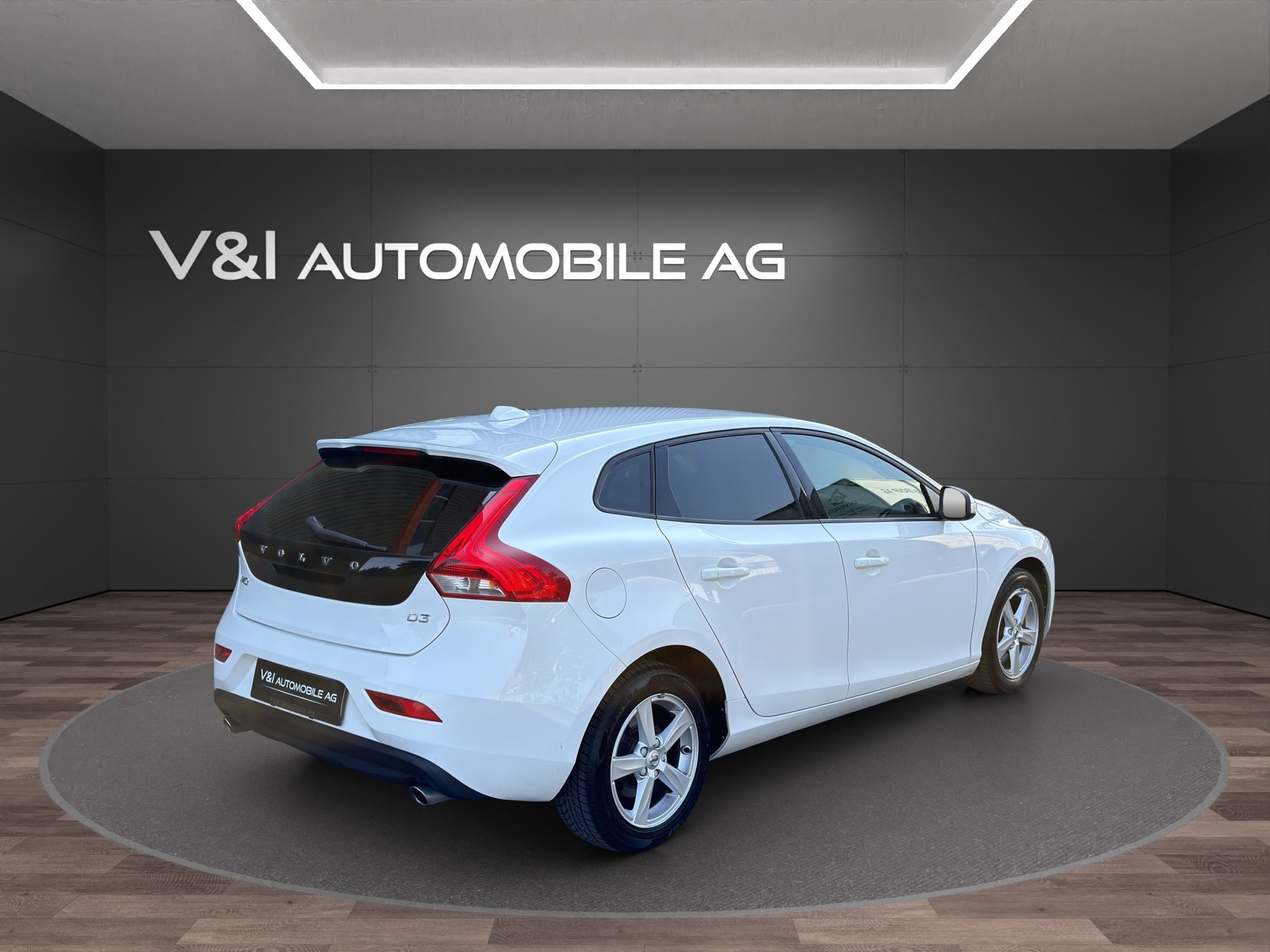 VOLVO V40 D3 Inscription Geartronic-image-4