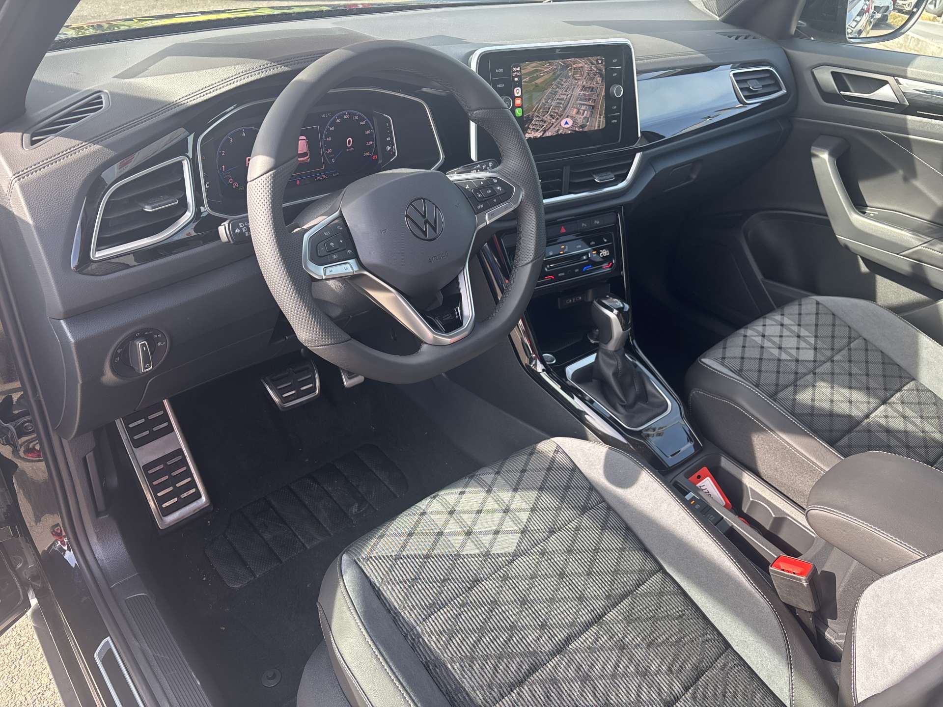 VW T-Roc 1.5 TSi EVO R-Line DSG-Automat-image-4