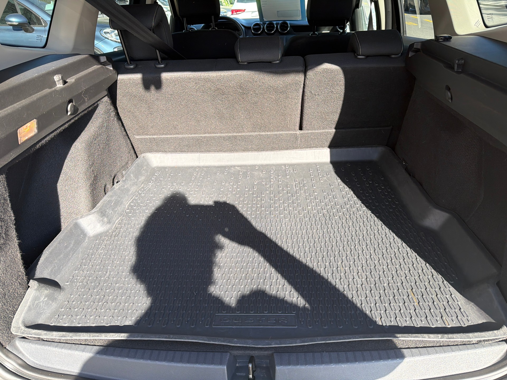 DACIA Duster TCe 125 Comfort 4x4-image-18
