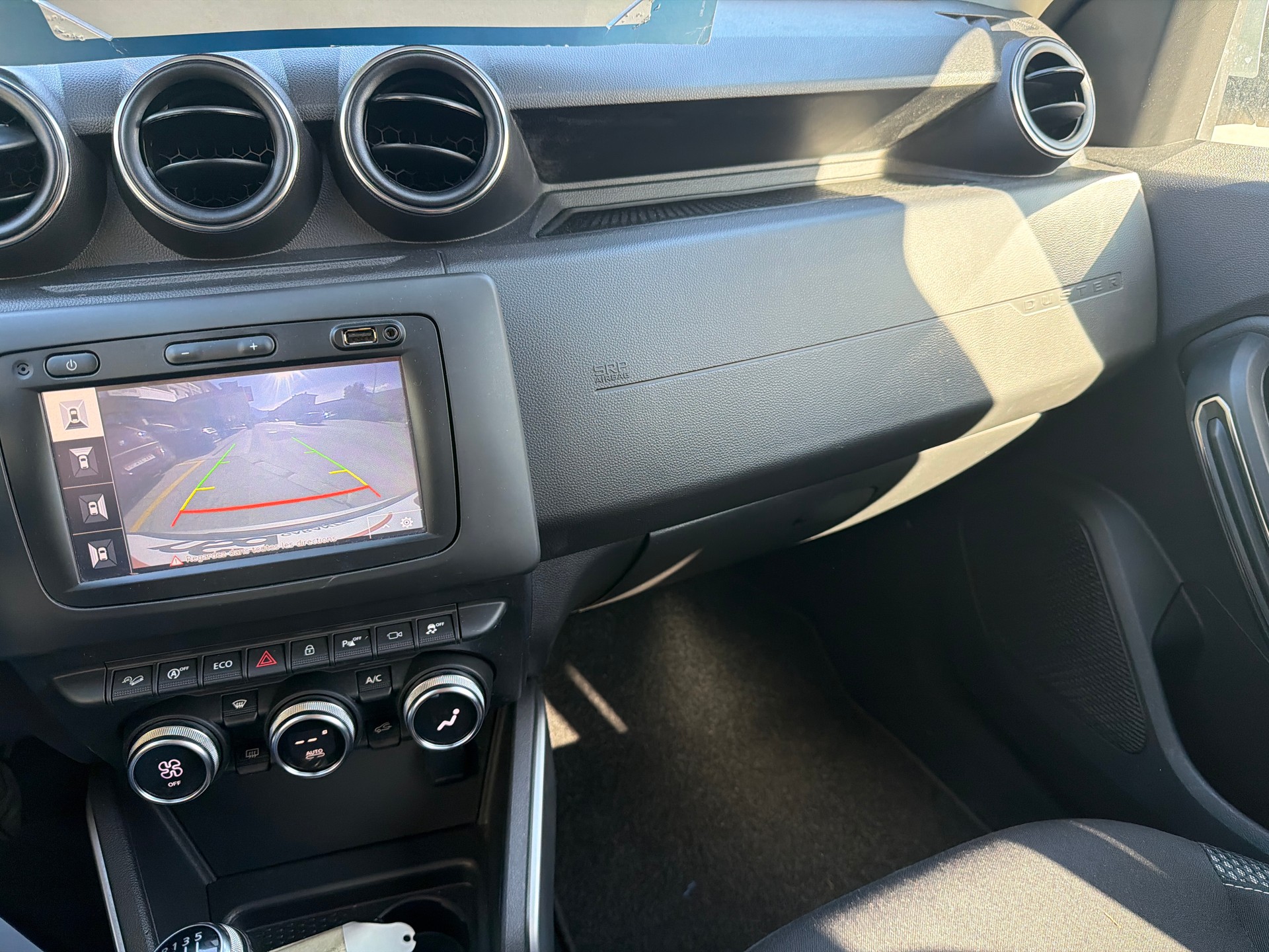 DACIA Duster TCe 125 Comfort 4x4-image-13