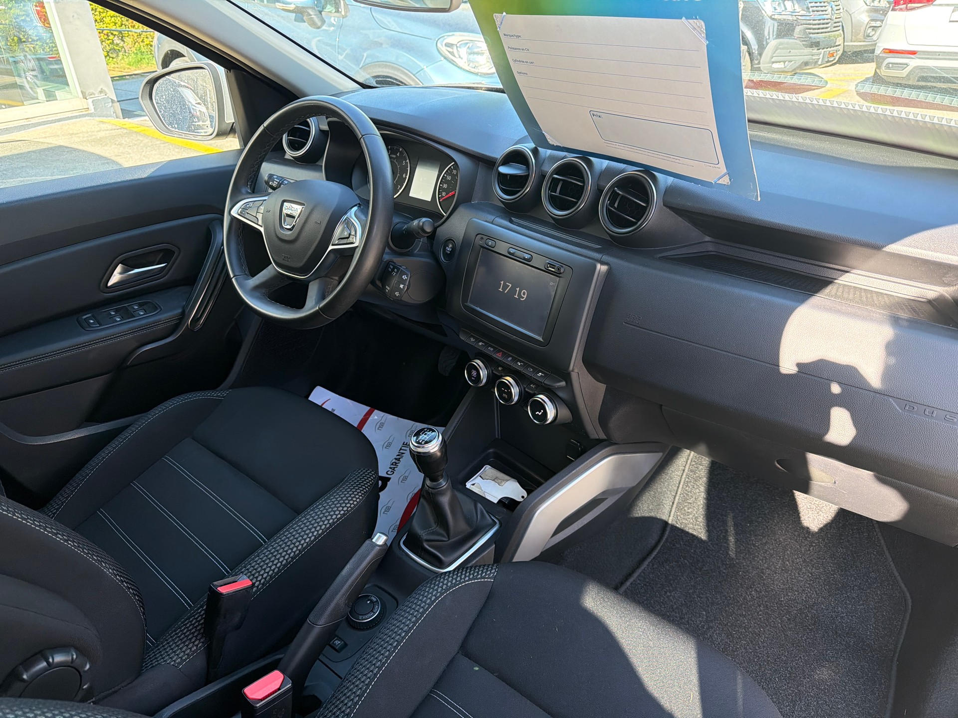 DACIA Duster TCe 125 Comfort 4x4-image-9