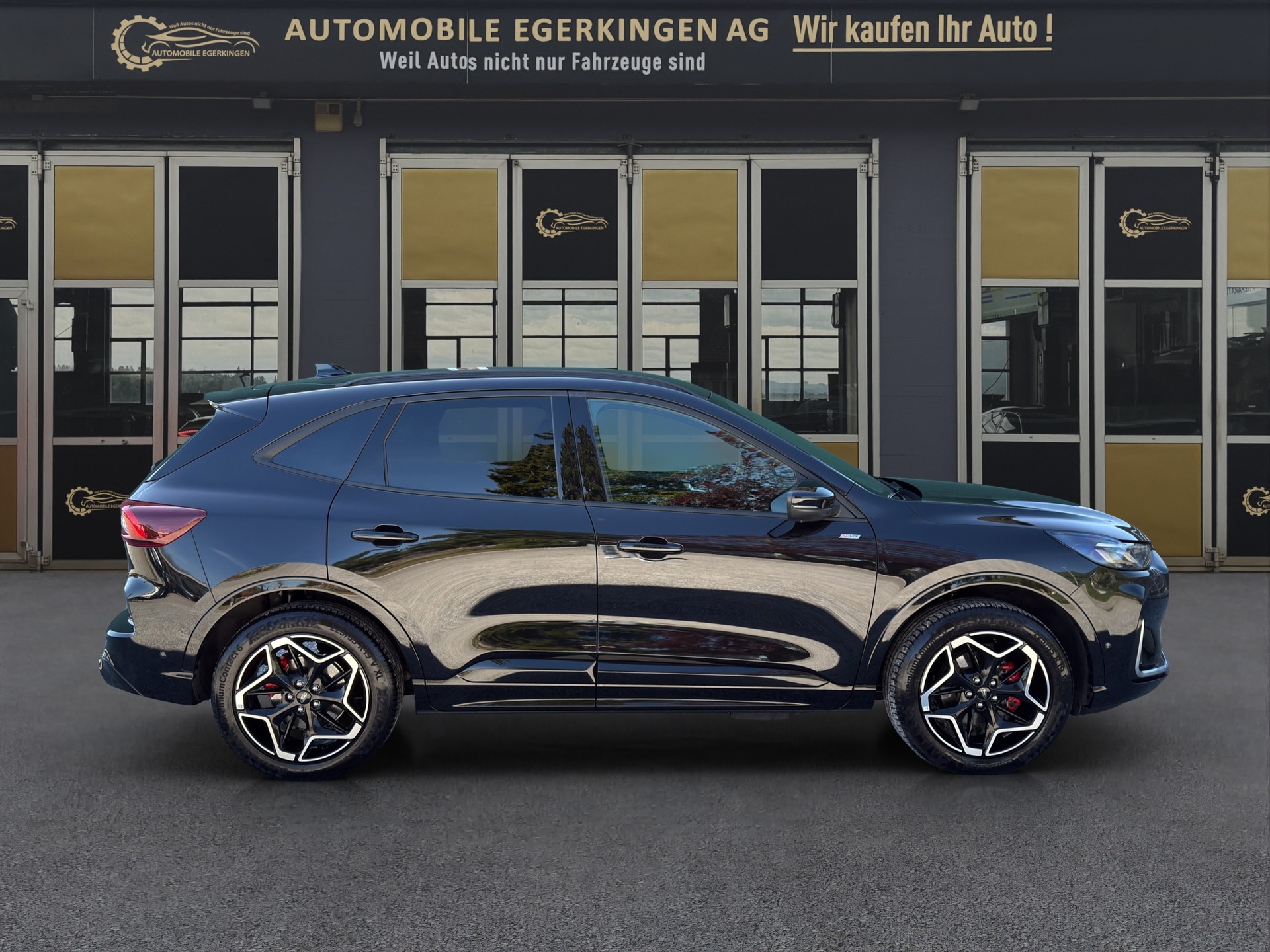 FORD Kuga 2.5 Plug-in Hybrid ST-Line X-image-3