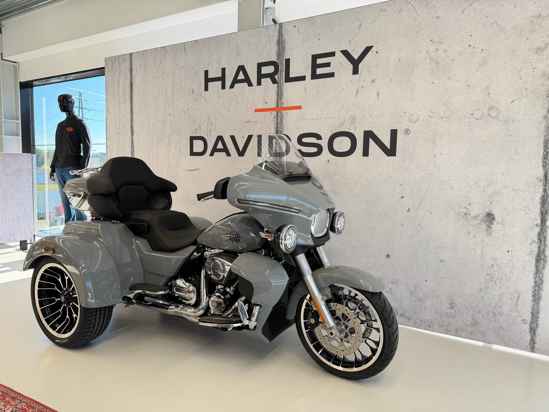 HARLEY-DAVIDSON FLHLT STREET GLIDE TRIKE-showroom-element-1