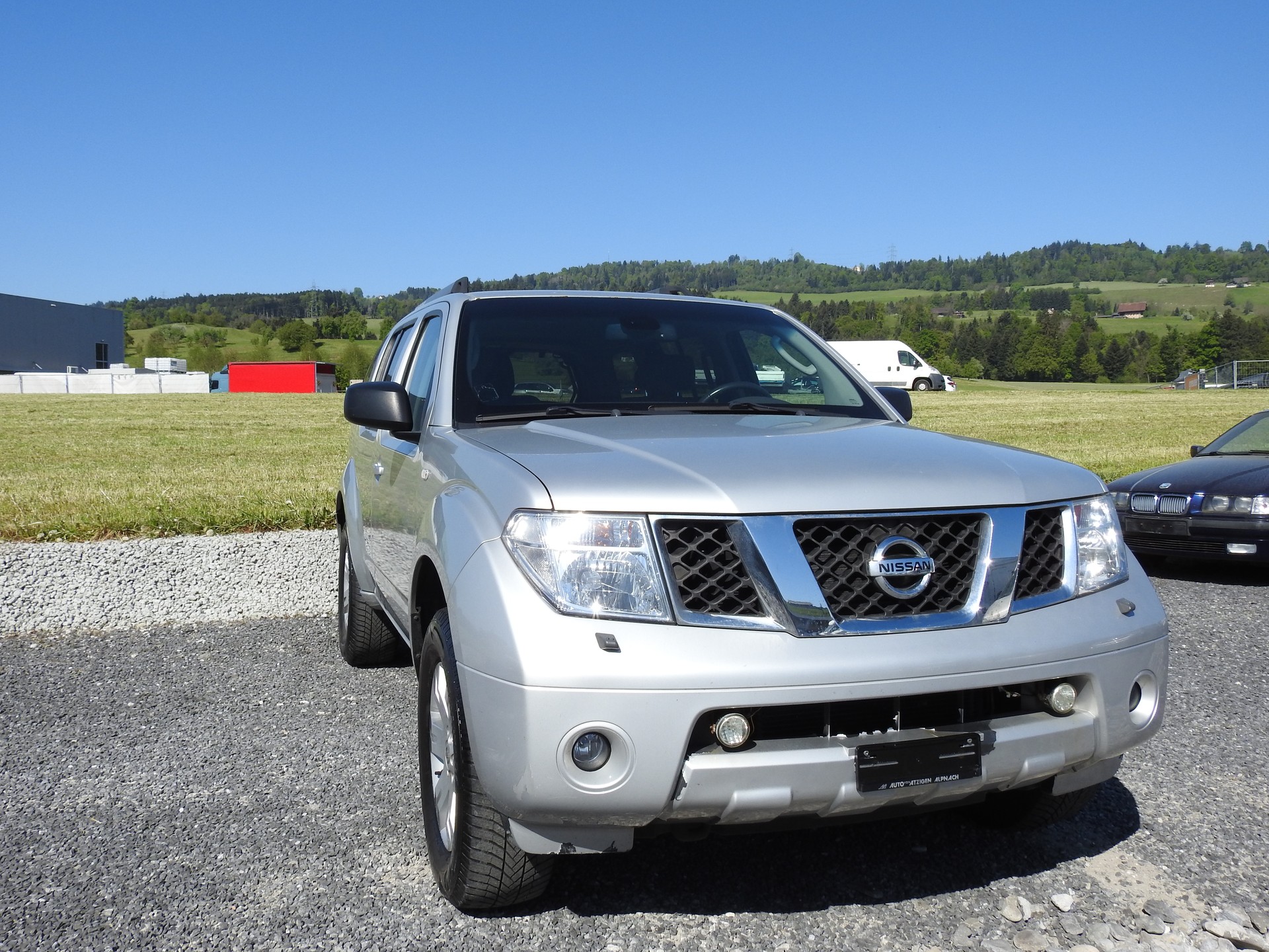 NISSAN Pathfinder 2.5 dCi SE-image-7