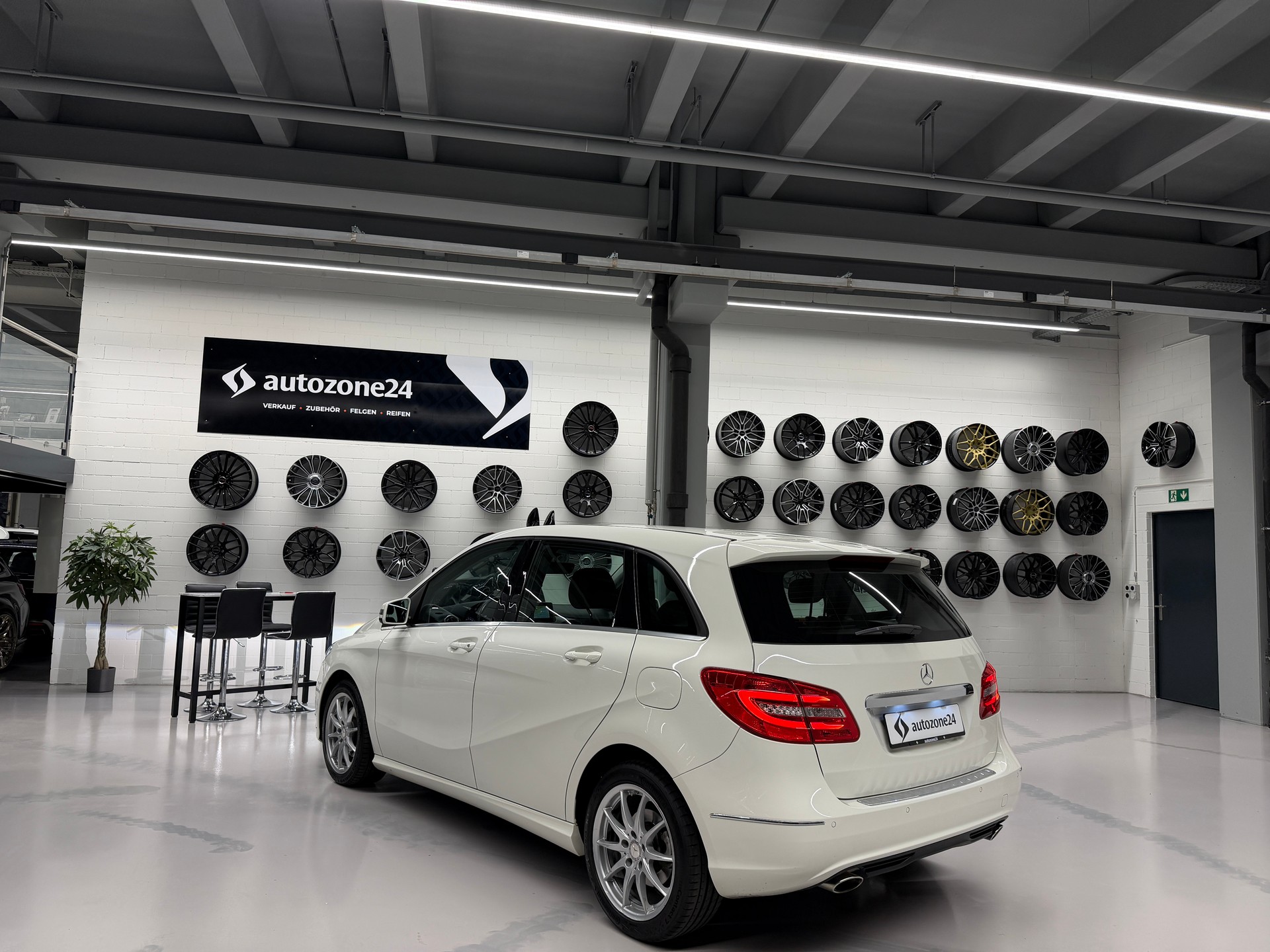 MERCEDES-BENZ B 200 CDI *Frisch MFK*Garantie*Gepflegtes CH-Auto*Sport Pack*Tempomat*Rückfahrkamera*-image-8