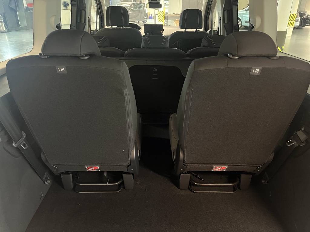 PEUGEOT Rifter Long 1.5 BlueHDi Allure EAT8-image-12