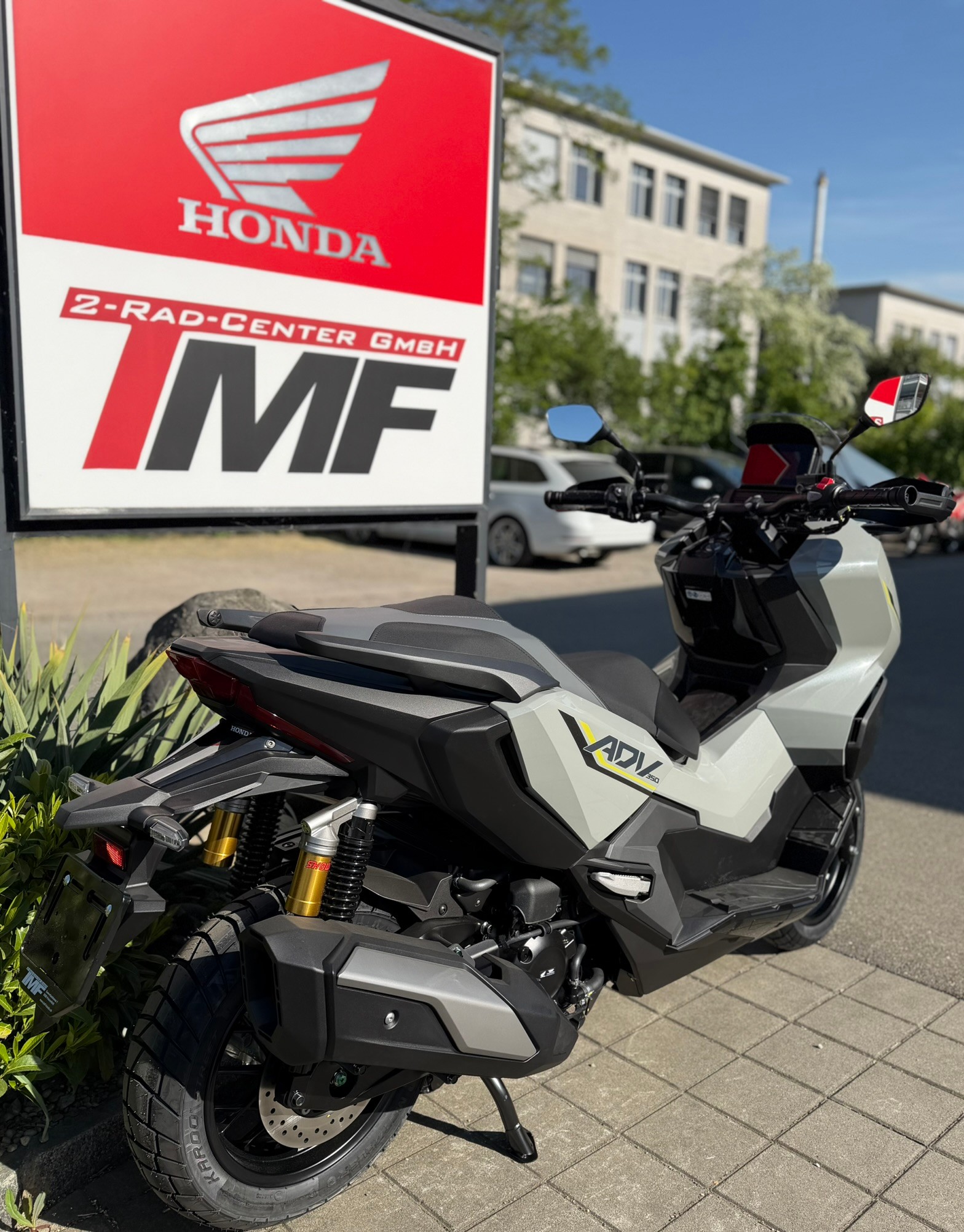 HONDA SPECIAL EDITION-showroom-element-2