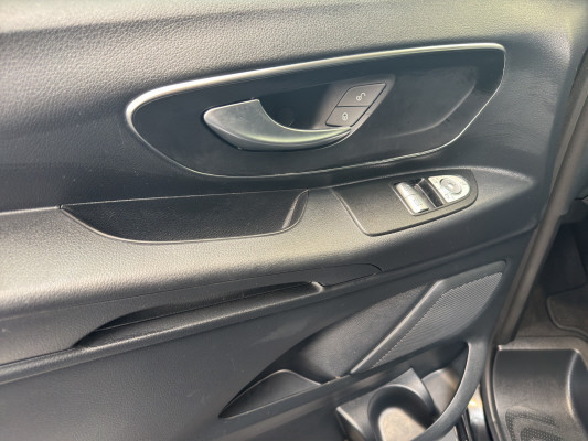 MERCEDES-BENZ Vito 116 CDI LaSel9G4M-image-9