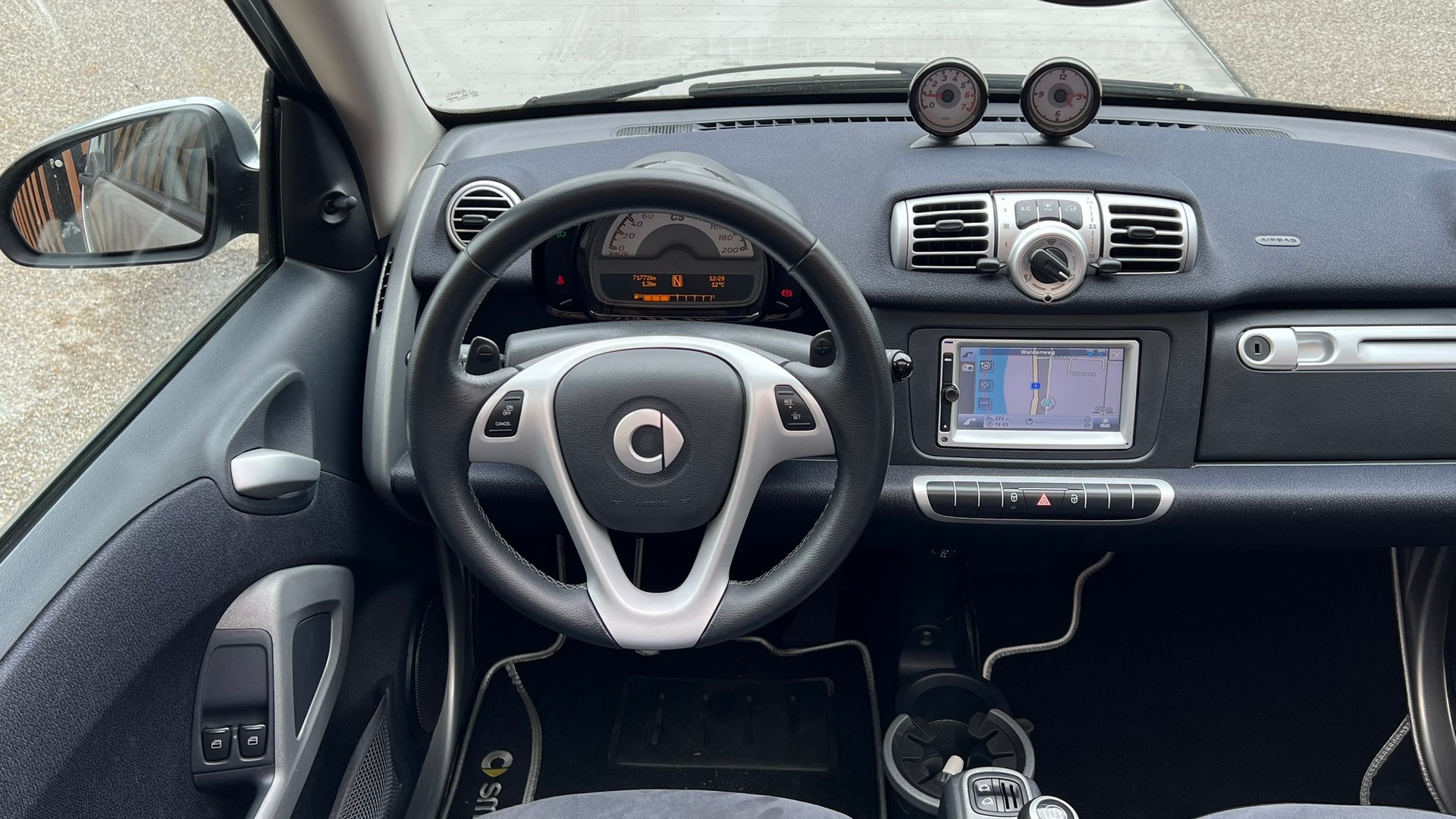SMART FORTWO PASSION SOFTOUCH CARLSSON EDITION l 84 PS-image-24