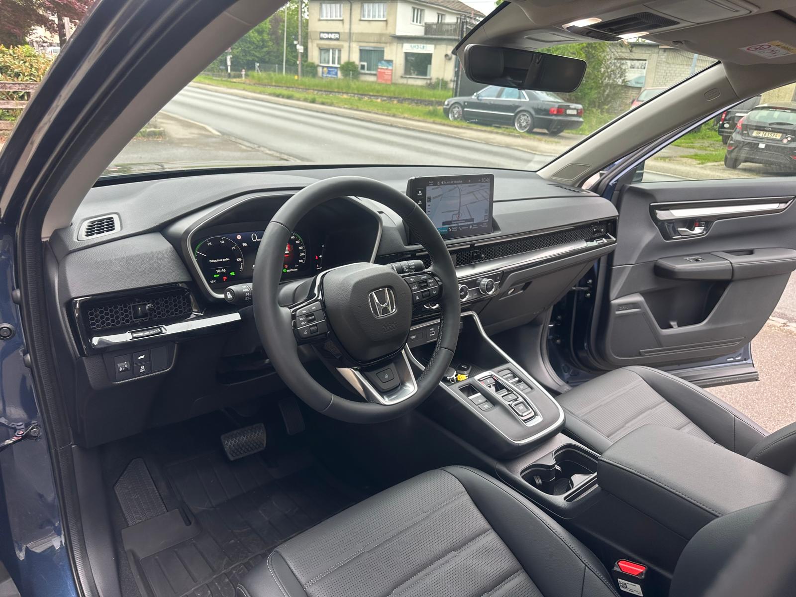 HONDA CR-V 2.0i MMD Hybrid Elegance 2WD Automatic-image-9