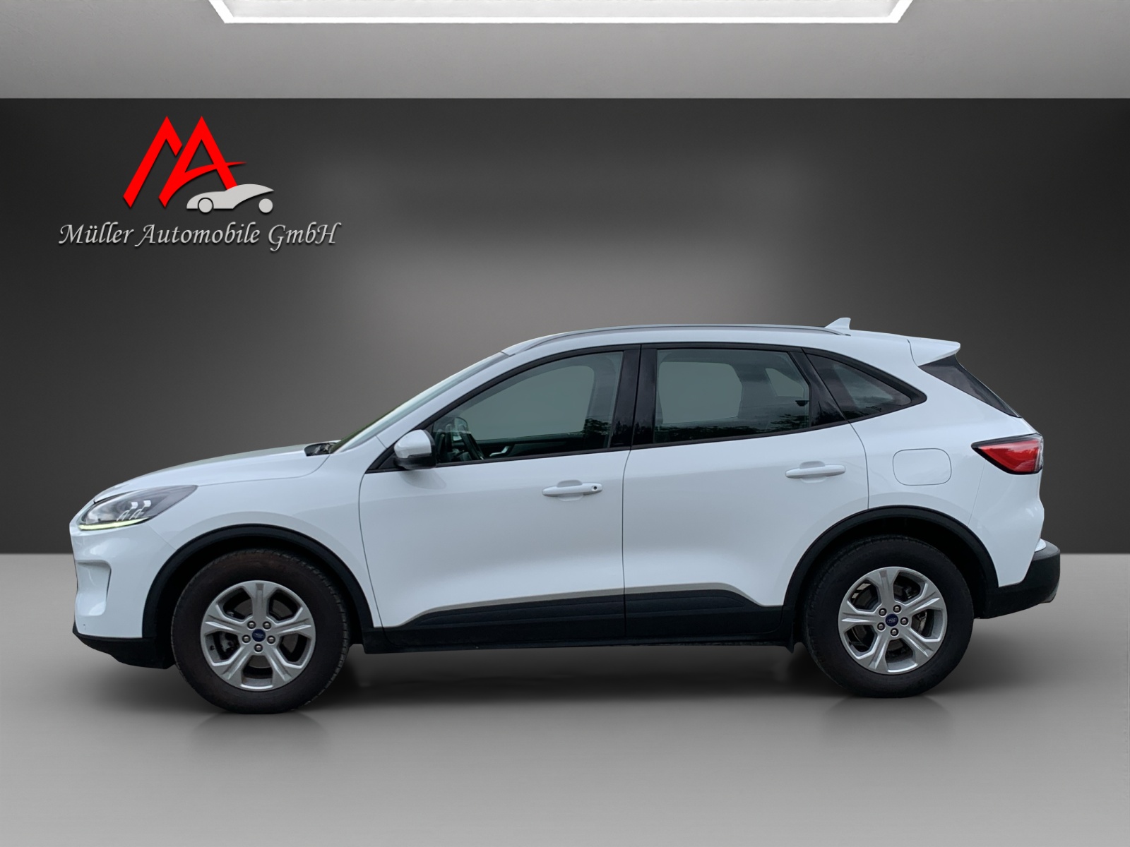 FORD Kuga 1.5 TDCi Cool & Connect 2WD Automat-image-5