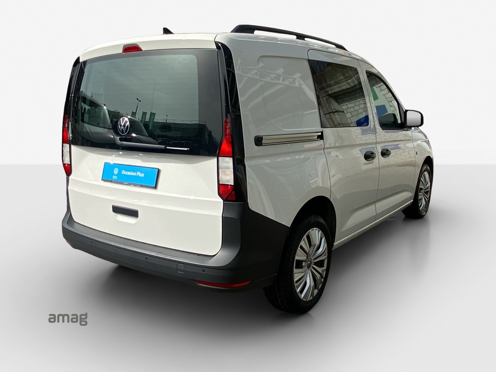 VW Caddy Cargo 2.0TDI 4Motion-image-4
