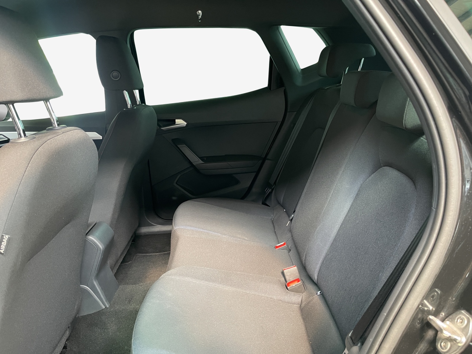 SEAT Arona 1.5 Eco TSI FR DSG-image-11