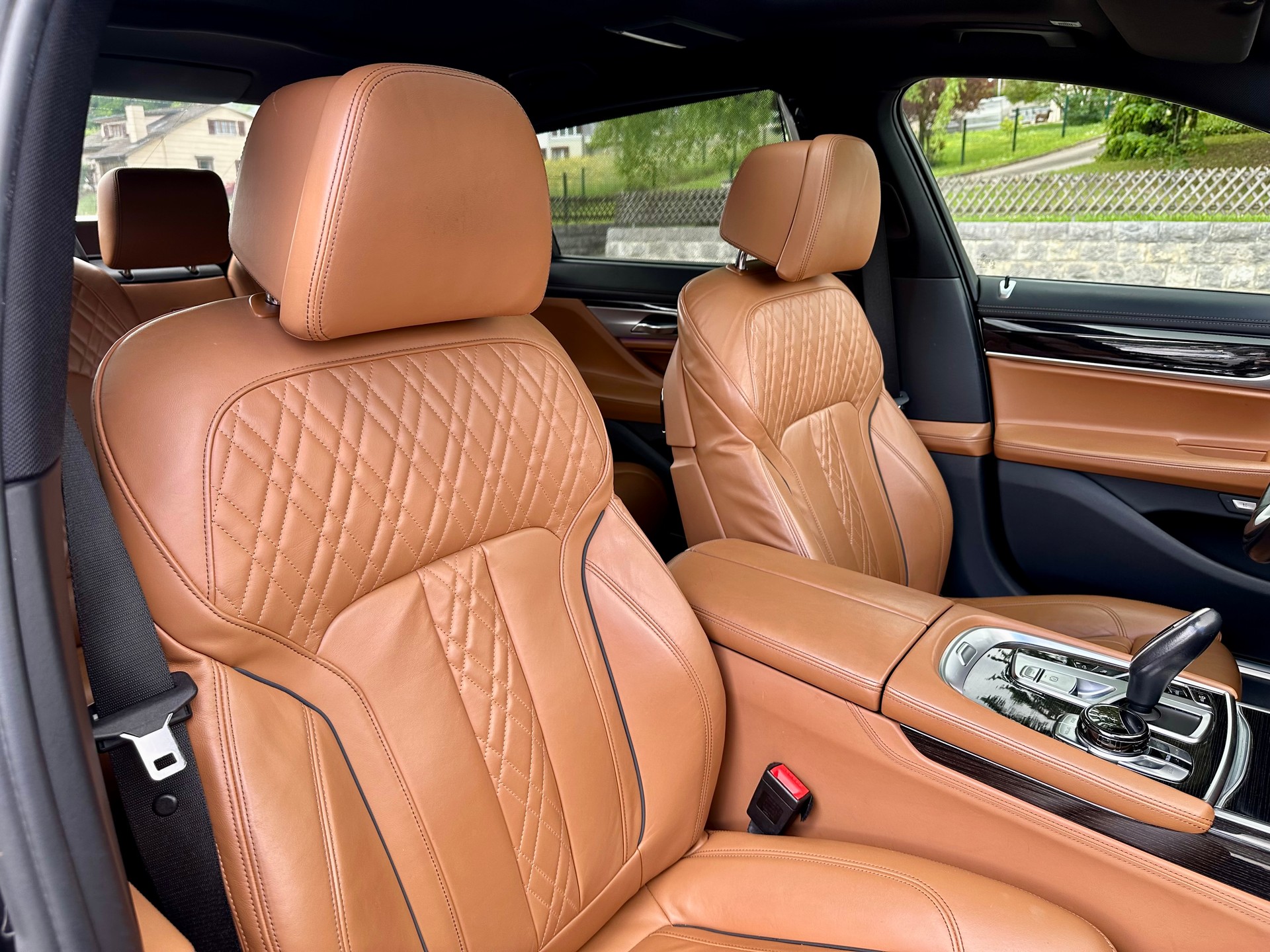BMW 750Li xDrive-image-15