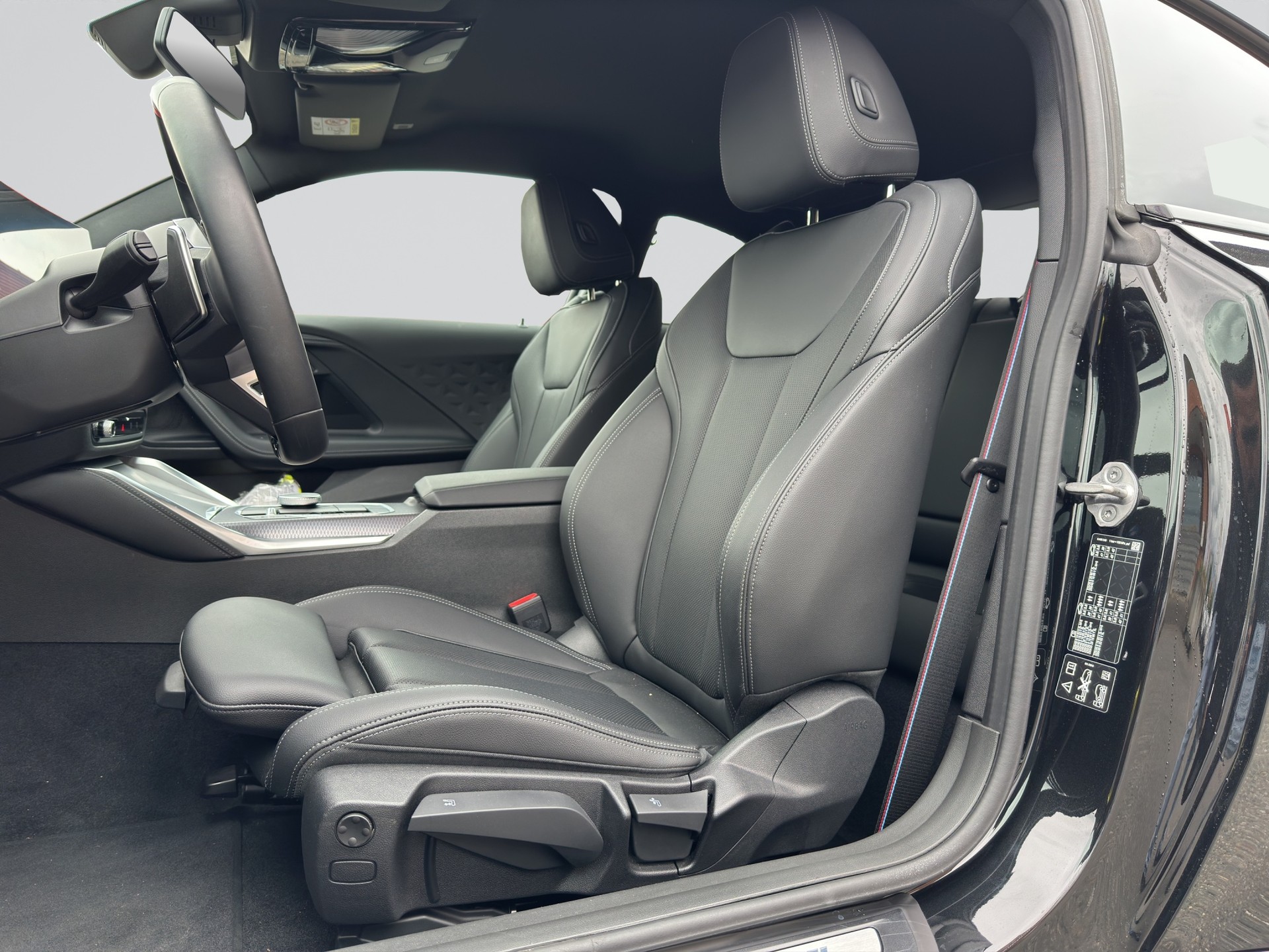 BMW M240i xDrive M Sport Pro Shadow Line Steptronic-image-5