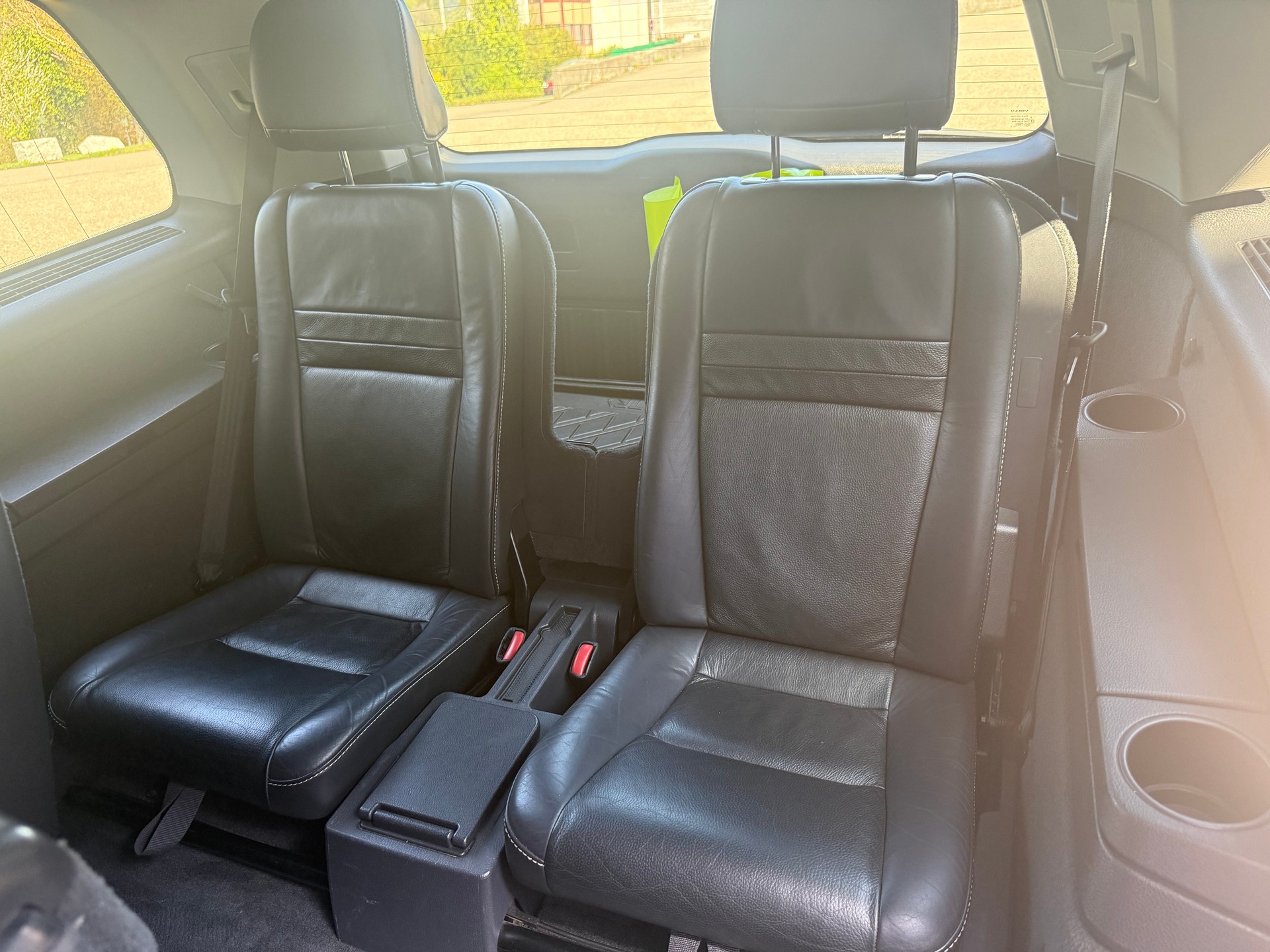 VOLVO XC90 D5 AWD Sport-image-9
