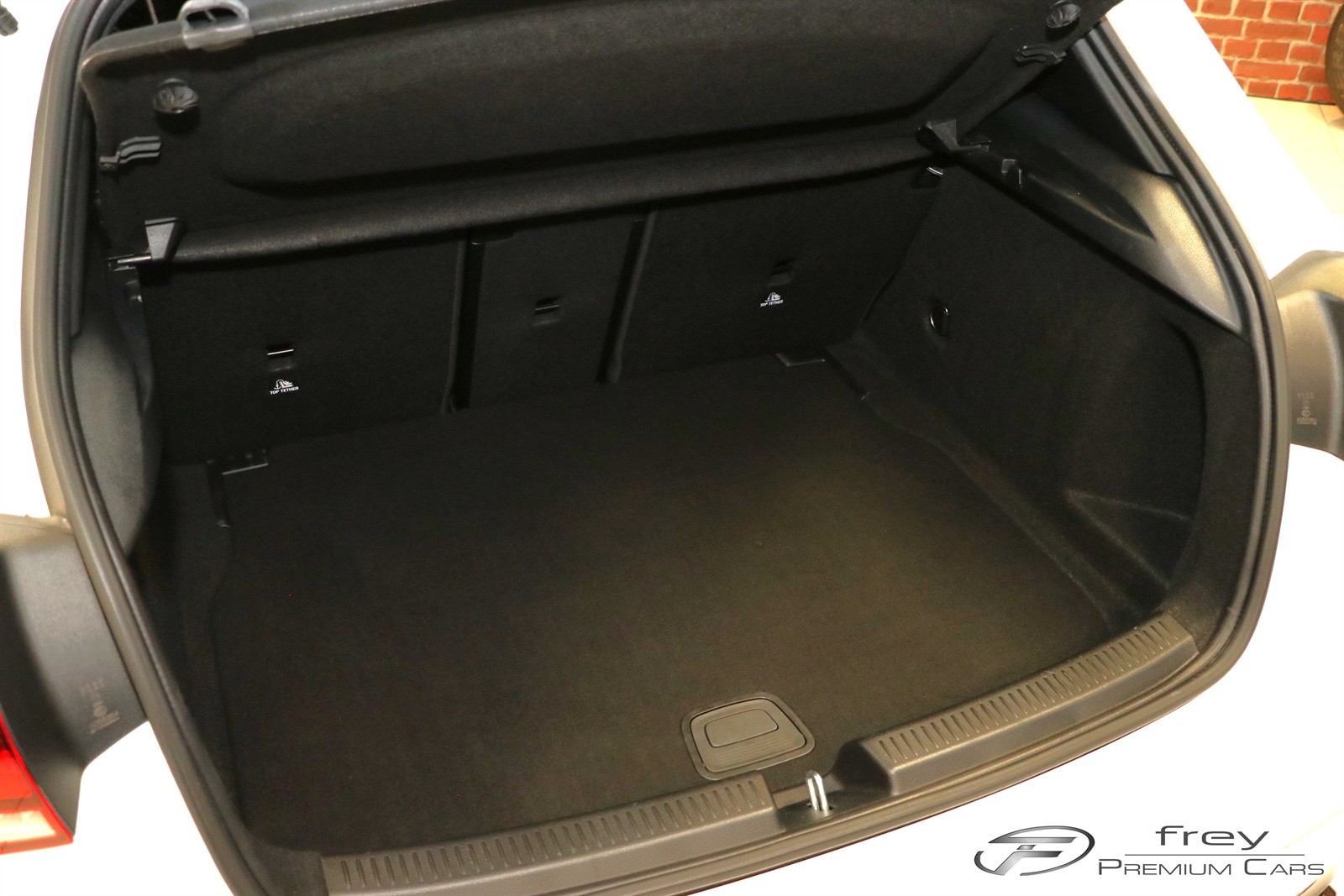 MERCEDES-BENZ A 45 S AMG 4Matic+ Speedshift-image-29