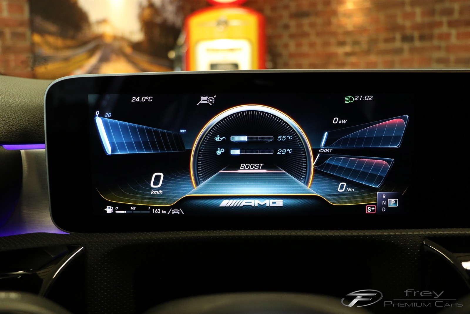 MERCEDES-BENZ A 45 S AMG 4Matic+ Speedshift-image-20